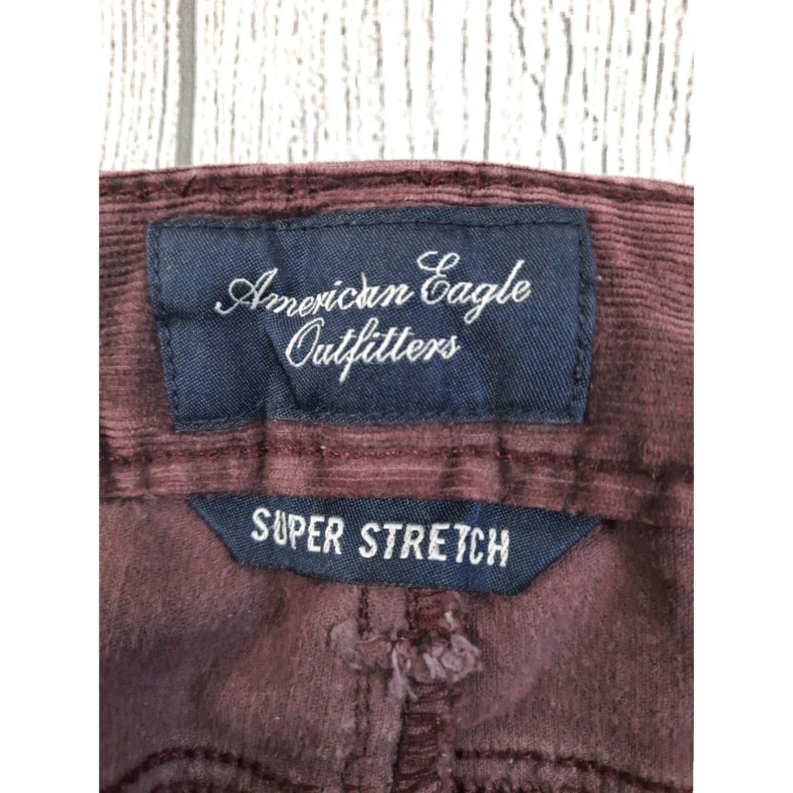 American Eagle Outfitters VINTAGE? No. (Note: The item is not vintage.) Size 27" / US 4 / IT 40 - 3 Thumbnail