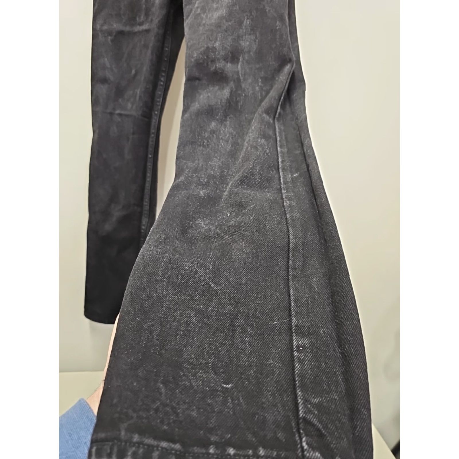 Levi's VINTAGE Levi's 505 Jeans Men's 36x32 Straight Black Denim USA Jeans (5-Pocket) Regular Fit 80s 90s Grunge USA Brown Leather Patch Size US 36 / EU 52 - 3 Thumbnail