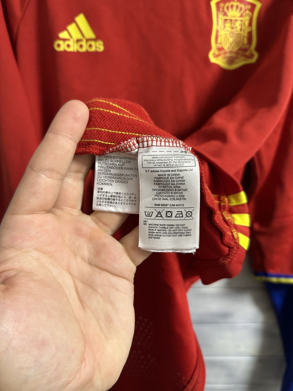 Vintage Rare Soccer Long-Sleeve Adidas Spain Training Form Size US L / EU 52-54 / 3 - 13 Thumbnail