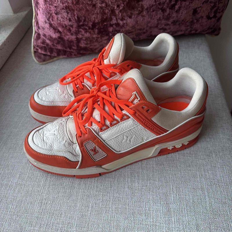 Louis Vuitton Louis Vuitton Trainer Low Top Fashion Sneakers for Men -250 Size US 9 / EU 42 - 1 Thumbnail