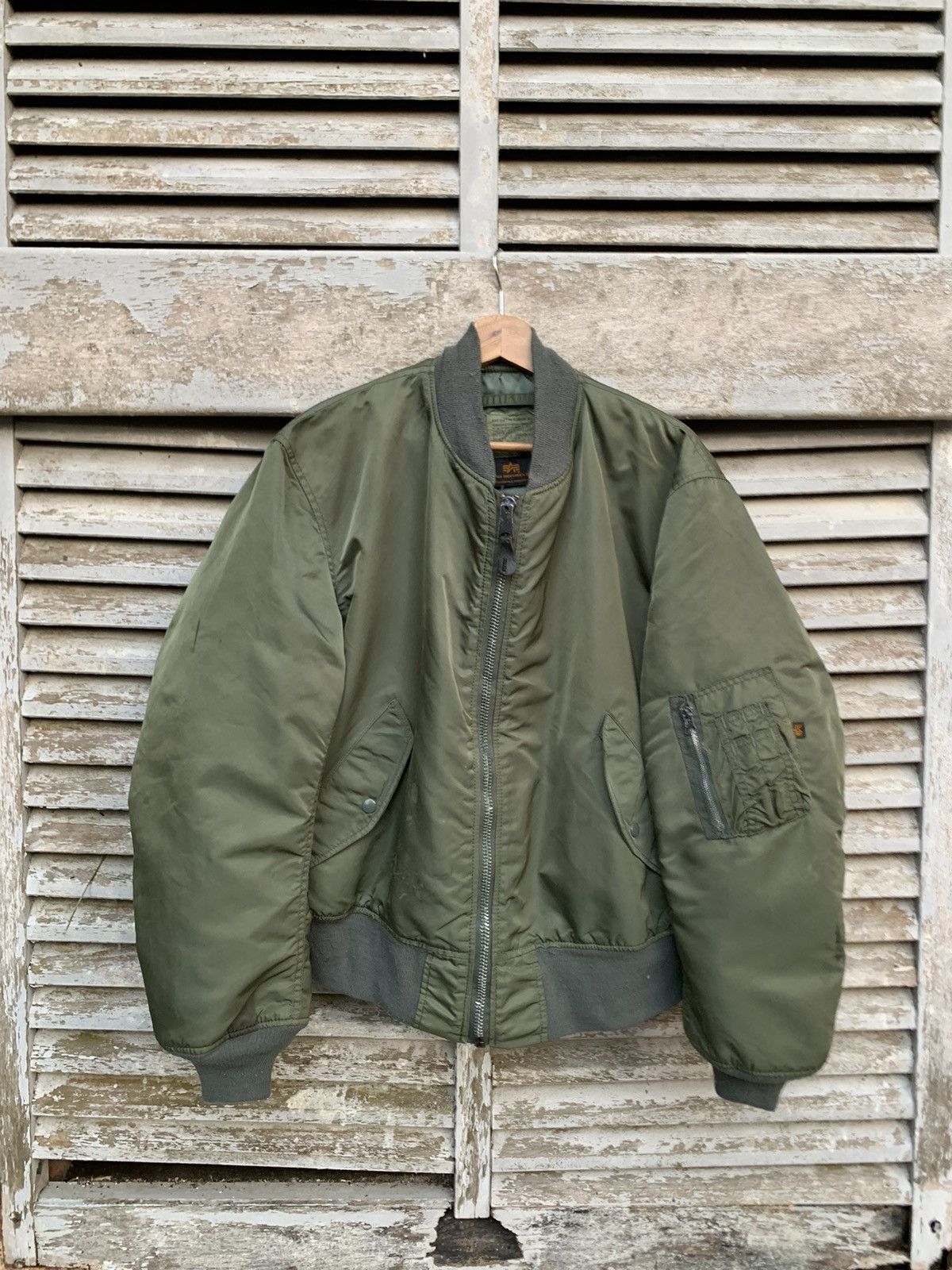 Alpha Industries VINTAGE ALPHA INDUSTRIES MA1 MAN INTERMEDIATE BOMBER JACKET Size US L / EU 52-54 / 3 - 1 Thumbnail