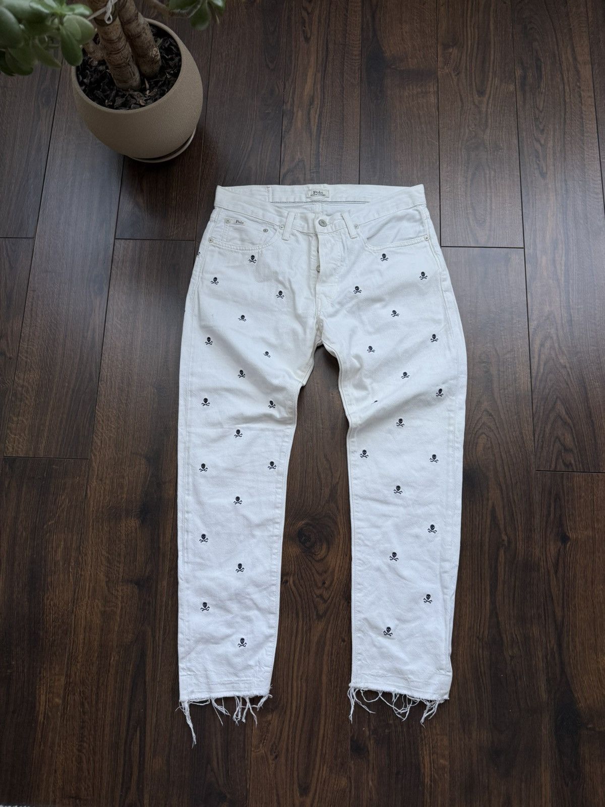 Polo Ralph Lauren Polo Ralph Lauren embroidered monogram chinos Size US 30 / EU 46 - 2 Thumbnail