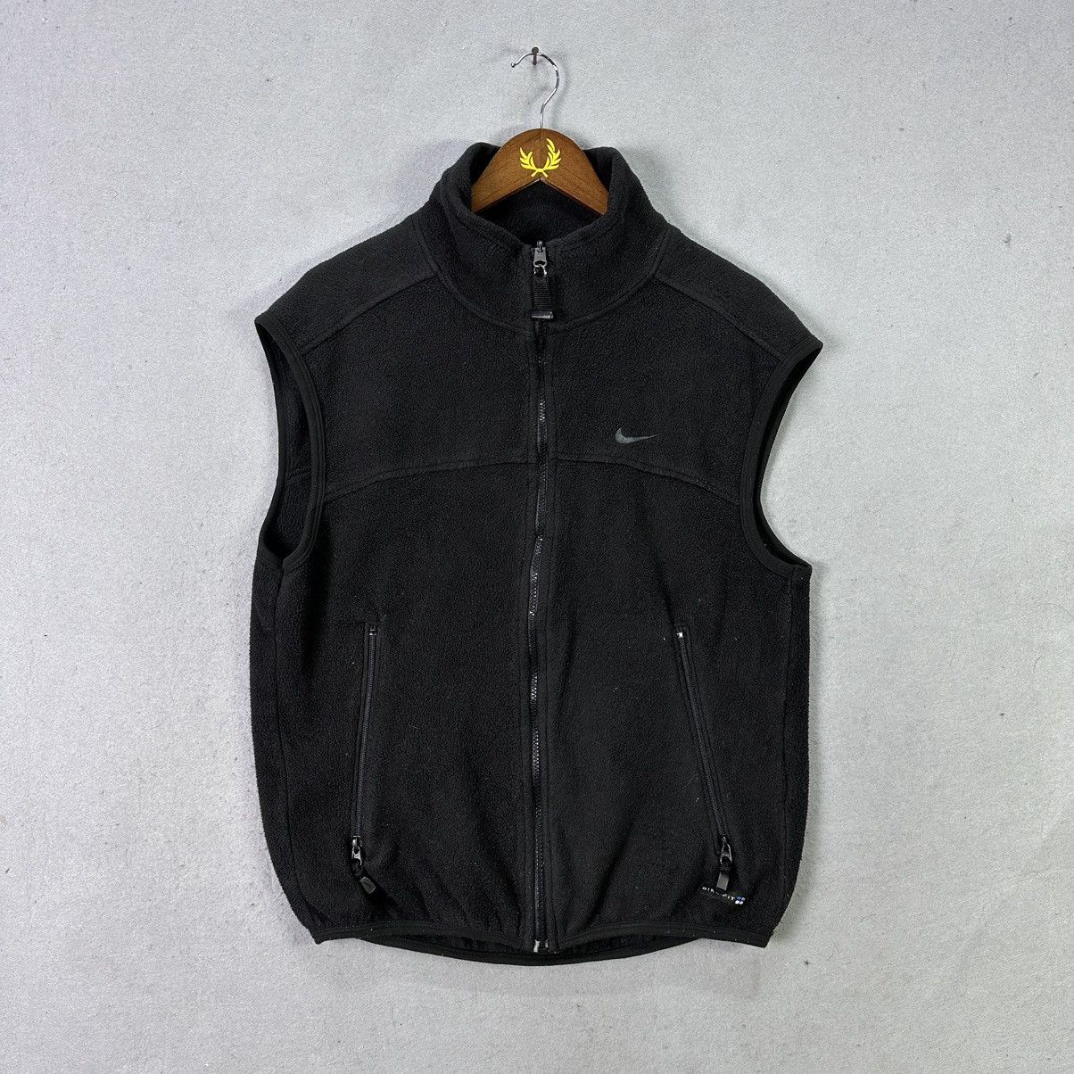 トップス 90s NIKE ACG fleece vest black Nike ACG × Vintage NIKE ACG VINTAGE THERMAL LAYER COUCHE THERMIQUE