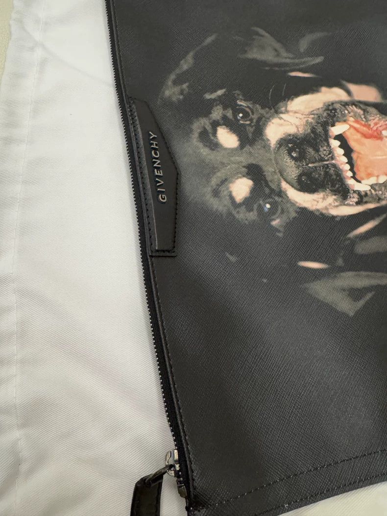 Givenchy Givenchy Classic Dog Head Handbag Size ONE SIZE - 4 Thumbnail