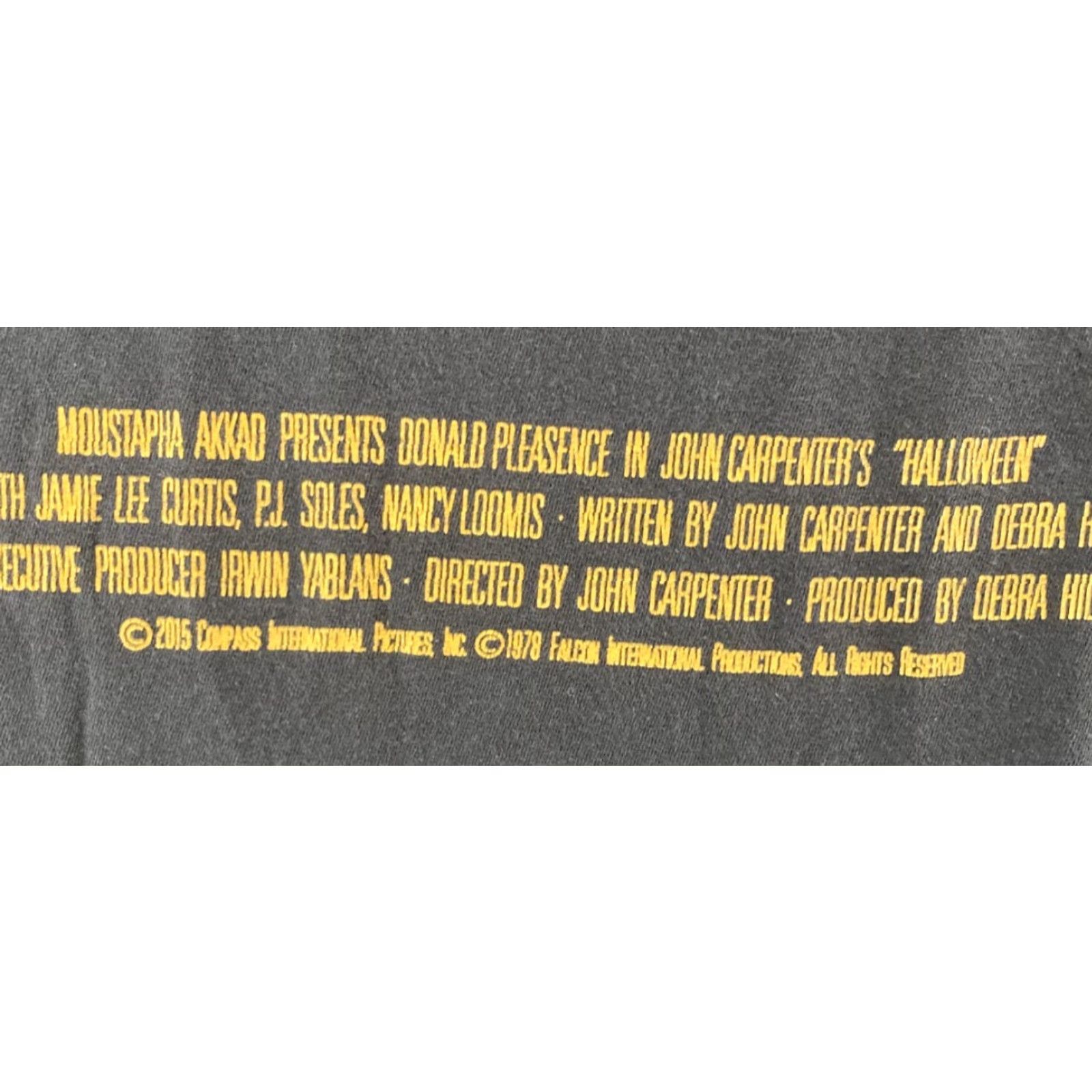 Vintage VINTAGE? No. Halloween Michael Myers T-Shirt Unisex Adults XL Black Graphic Print 100% Cotton Halloween Theme Mens Womens Boys Girls Size US XL / EU 56 / 4 - 4 Thumbnail