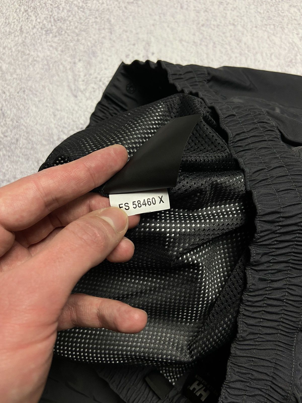 Helly Hansen Helly Hansen Membrane Ski Pants Outdoor Nylon Gorpcore Style Size US 36 / EU 52 - 17 Thumbnail