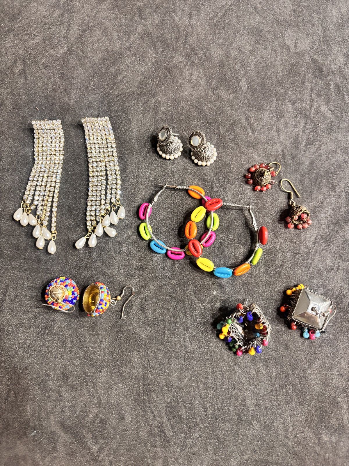 Other 6 pair earrings Size ONE SIZE - 2 Thumbnail