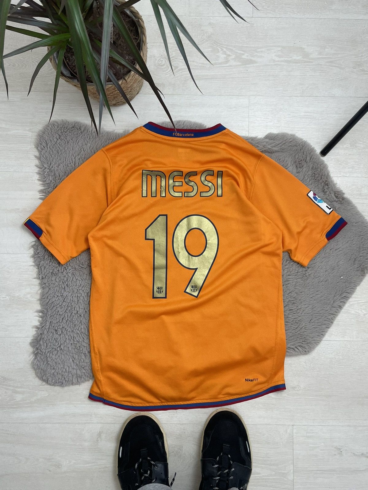 Nike × Vintage Nike Barcelona Vintage 90’s Soccer Jersey #19 Messi Rare Itm Size US S / EU 44-46 / 1 - 2 Thumbnail
