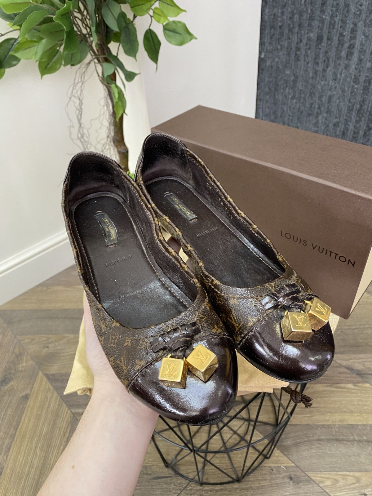 Louis Vuitton Vintage LOUIS VUITTON Monogram Flat Pumps Size US 9 / IT 39 - 11 Thumbnail