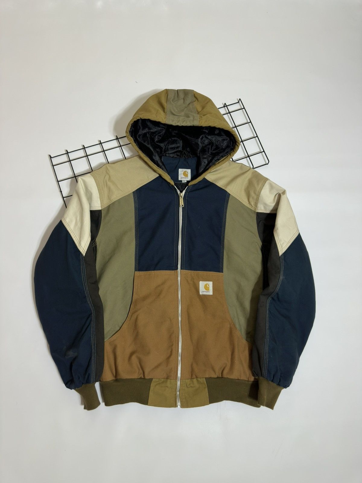 Carhartt Vintage Reworked Carhartt Patchwork Canvas Active Jacket Size US XL / EU 56 / 4 - 1 Thumbnail