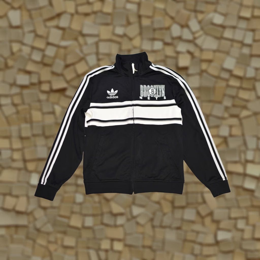 Adidas Adidas Brooklyn Nets Basketball NBA Track Top Shirt Men XS S Regular Black 6871A NBA Track Top Nets Basketball adidas Shirt Mens S Size US S / EU 44-46 / 1 - 1 Thumbnail
