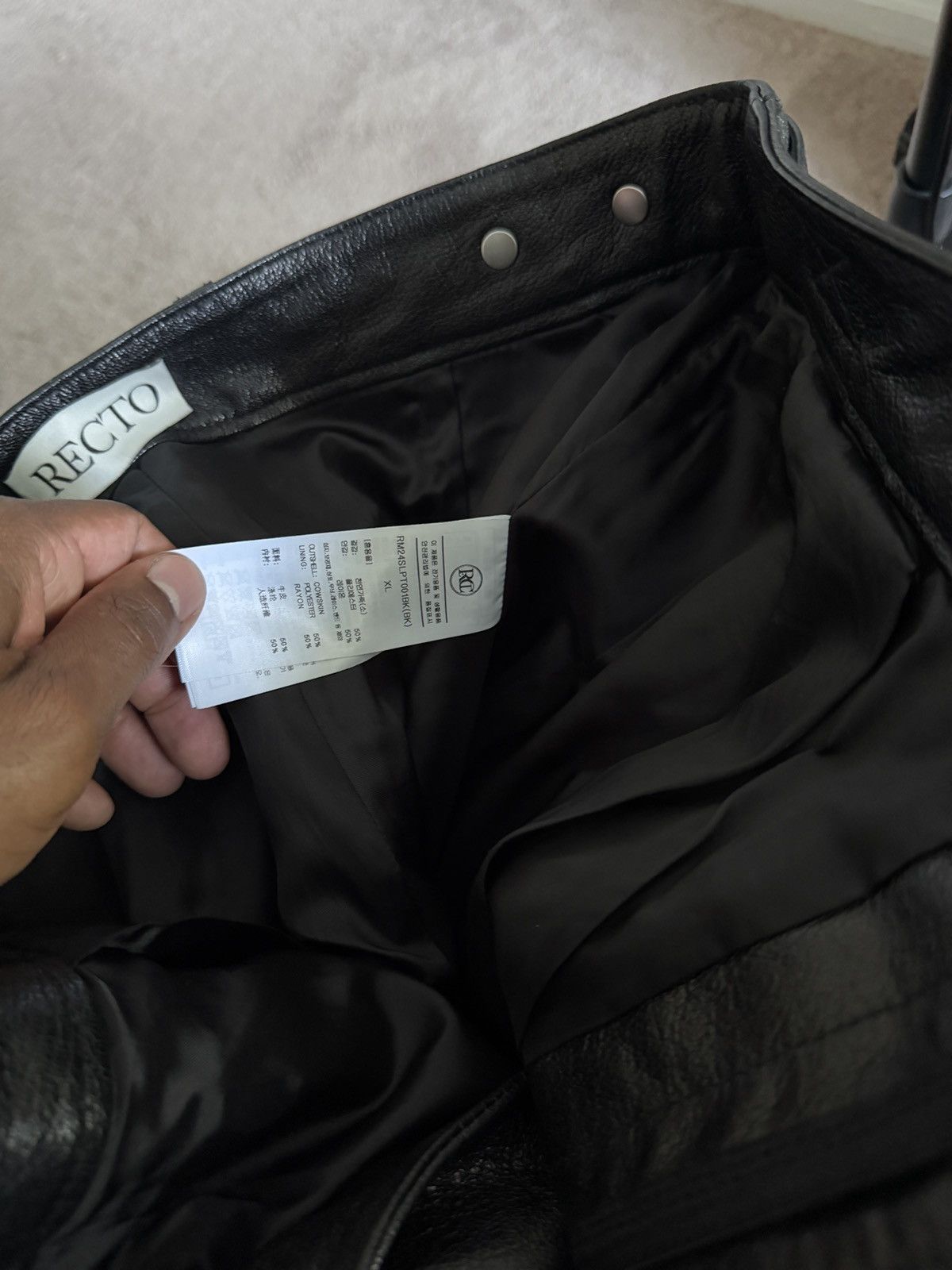 RECTO Recto Black Pleated Leather Shorts Size US 36 / EU 52 - 6 Thumbnail