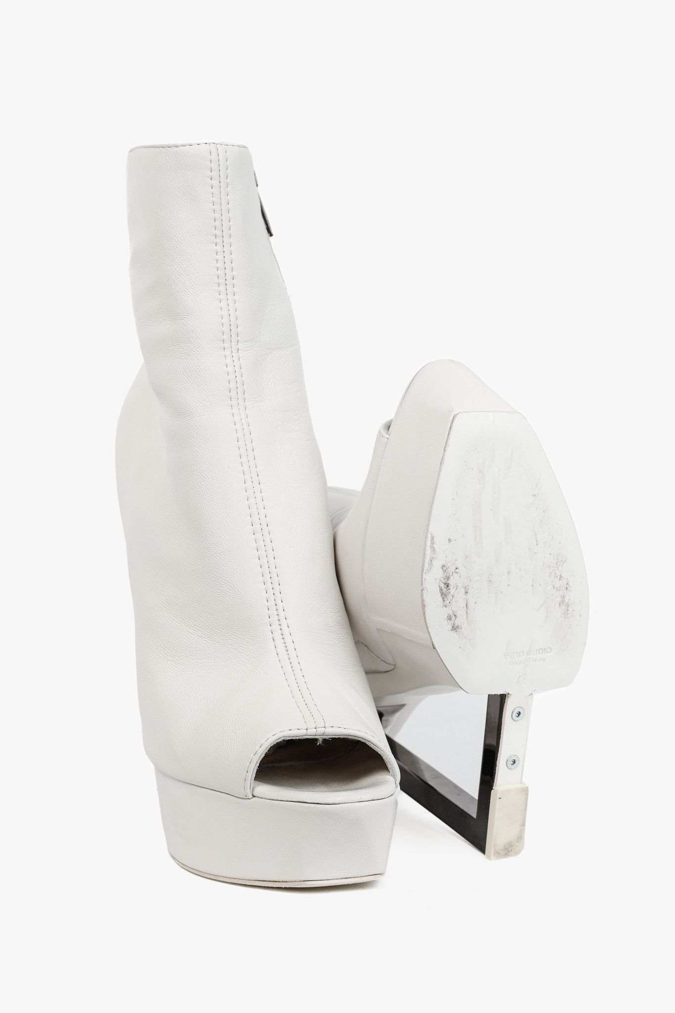 Gareth Pugh Gareth Pugh SS/14 Runway Leather Angular-Heel Ankle Boots Size US 9.5 / IT 39.5 - 4 Thumbnail