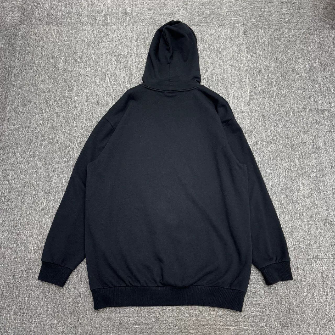 Celine celine printed hooded sweatshirt size M. Size US M / EU 48-50 / 2 - 2 Thumbnail
