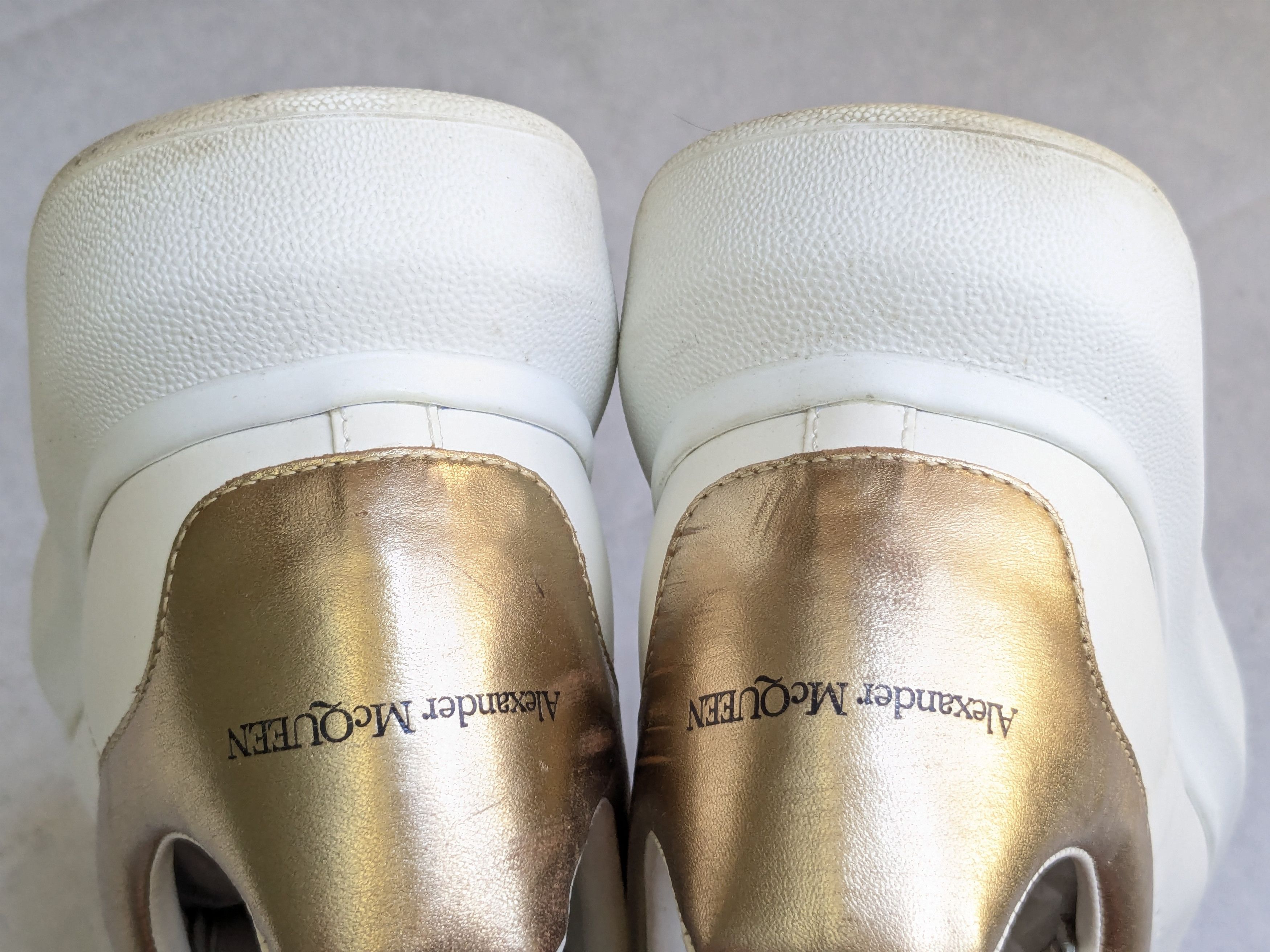 Alexander McQueen Alexander McQueen Oversized Larry Sneakers White Gold 12 45 Size US 12 / EU 45 - 18 Thumbnail