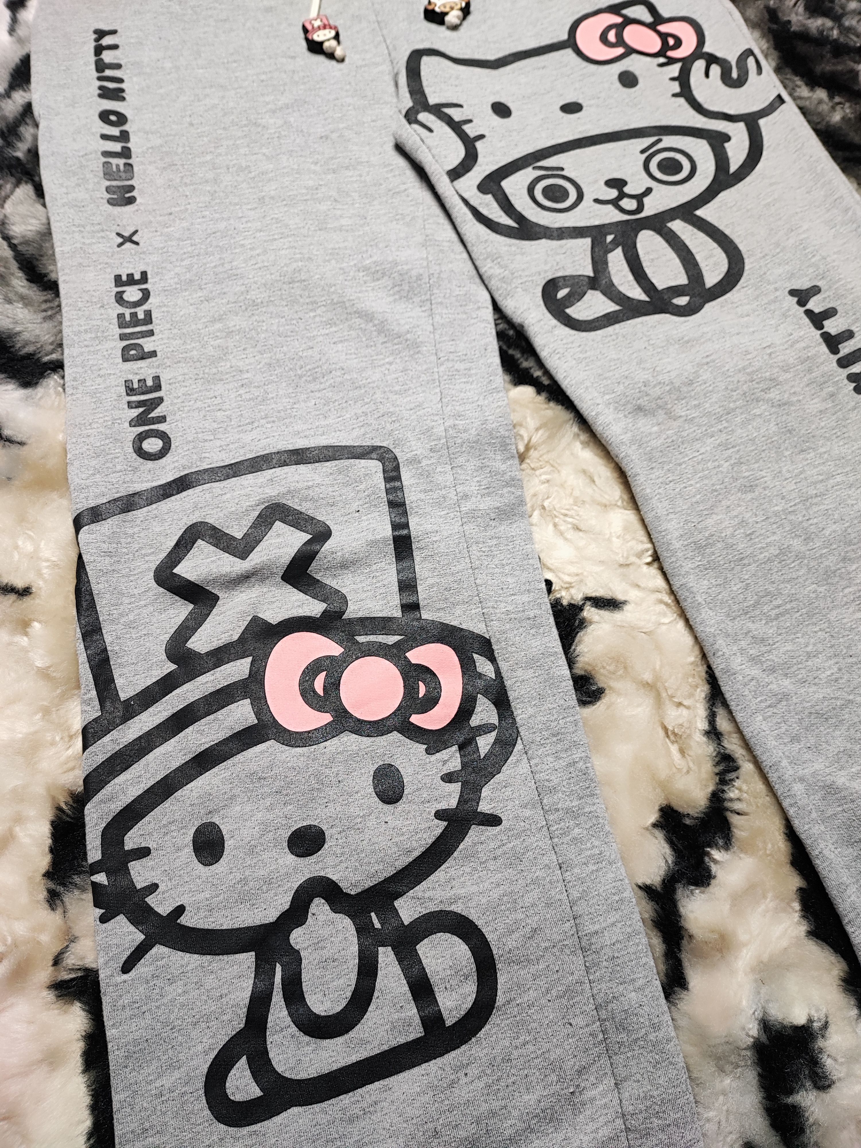 Anime × One Piece ONE PIECE X HELLO KITTY JOGGER SWEATPANTS Size US 33 - 8 Thumbnail