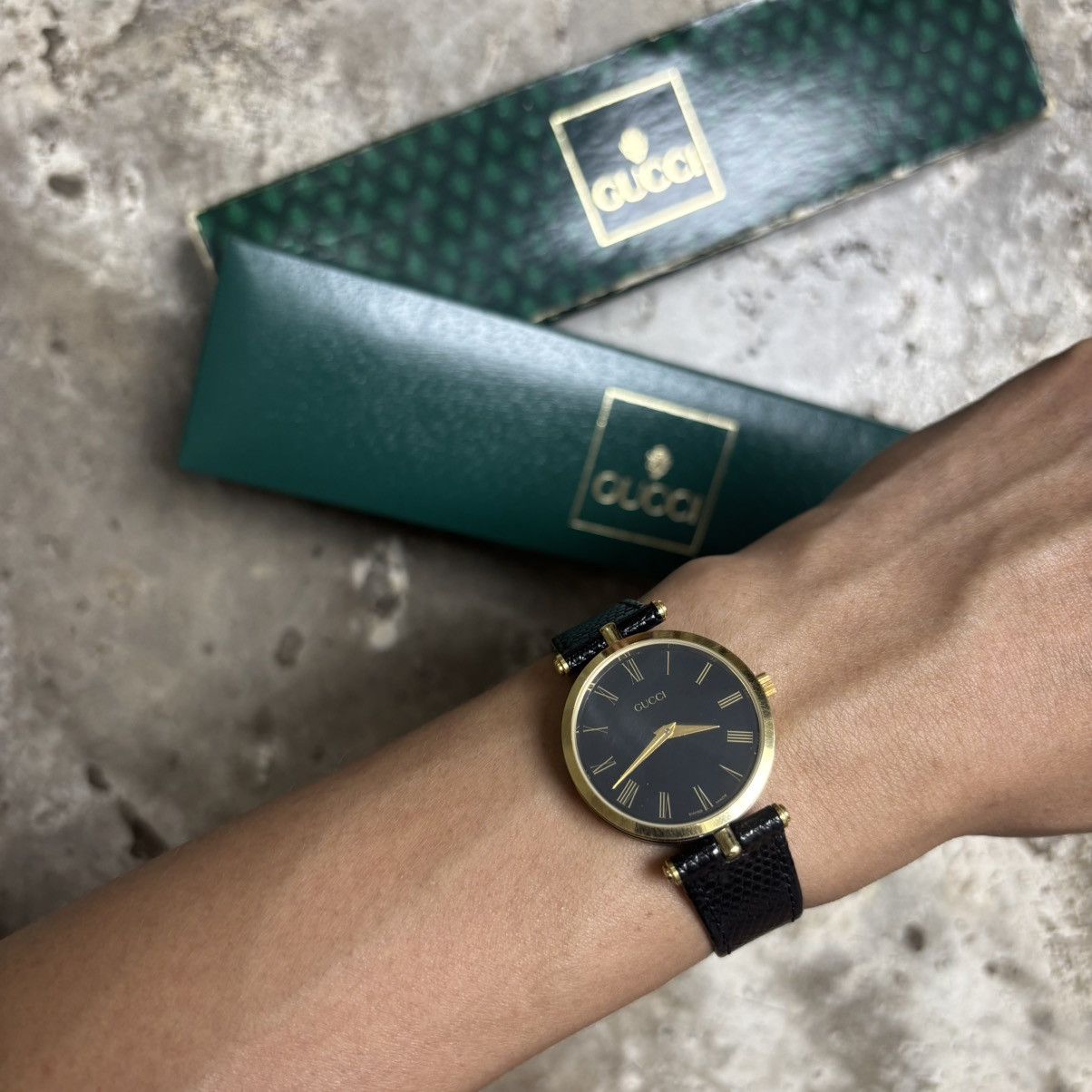 Gucci vintage unisex Gucci wristwatch Size ONE SIZE - 3 Thumbnail