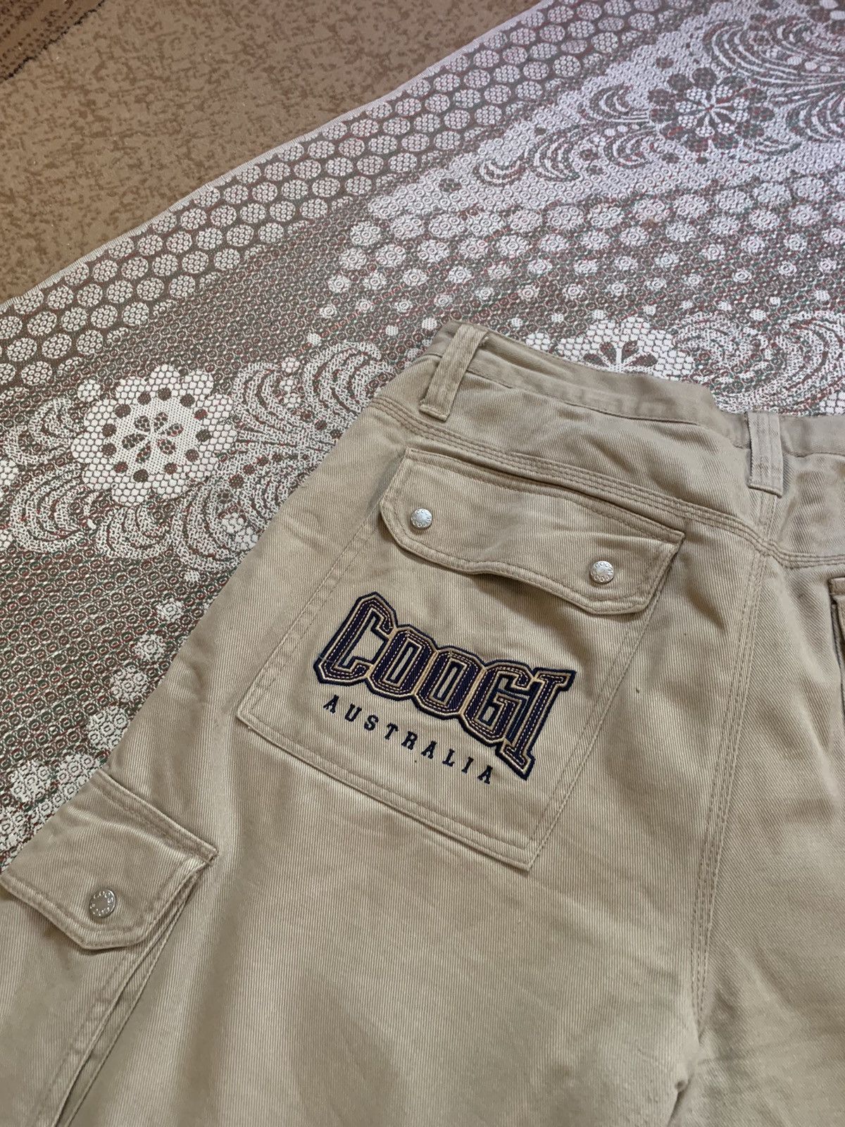 Coogi × Vintage Coogi vintage shorts cargo 69 streetwear Size US 34 / EU 50 - 6 Thumbnail