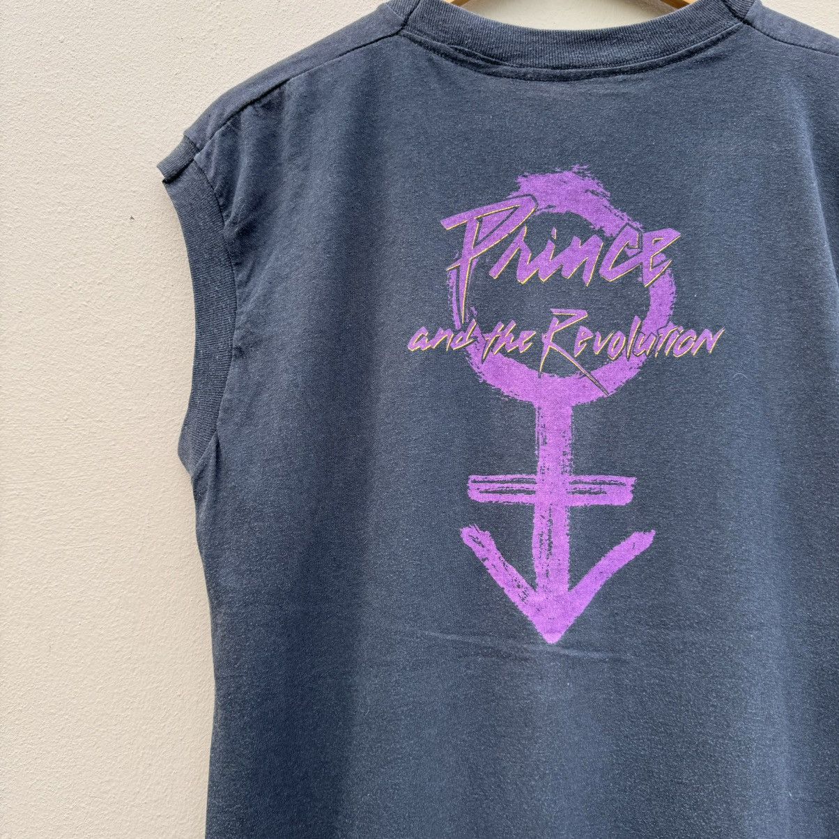 Vintage Vintage prince purple rain 1984 very rare tee Size US M / EU 48-50 / 2 - 5 Thumbnail