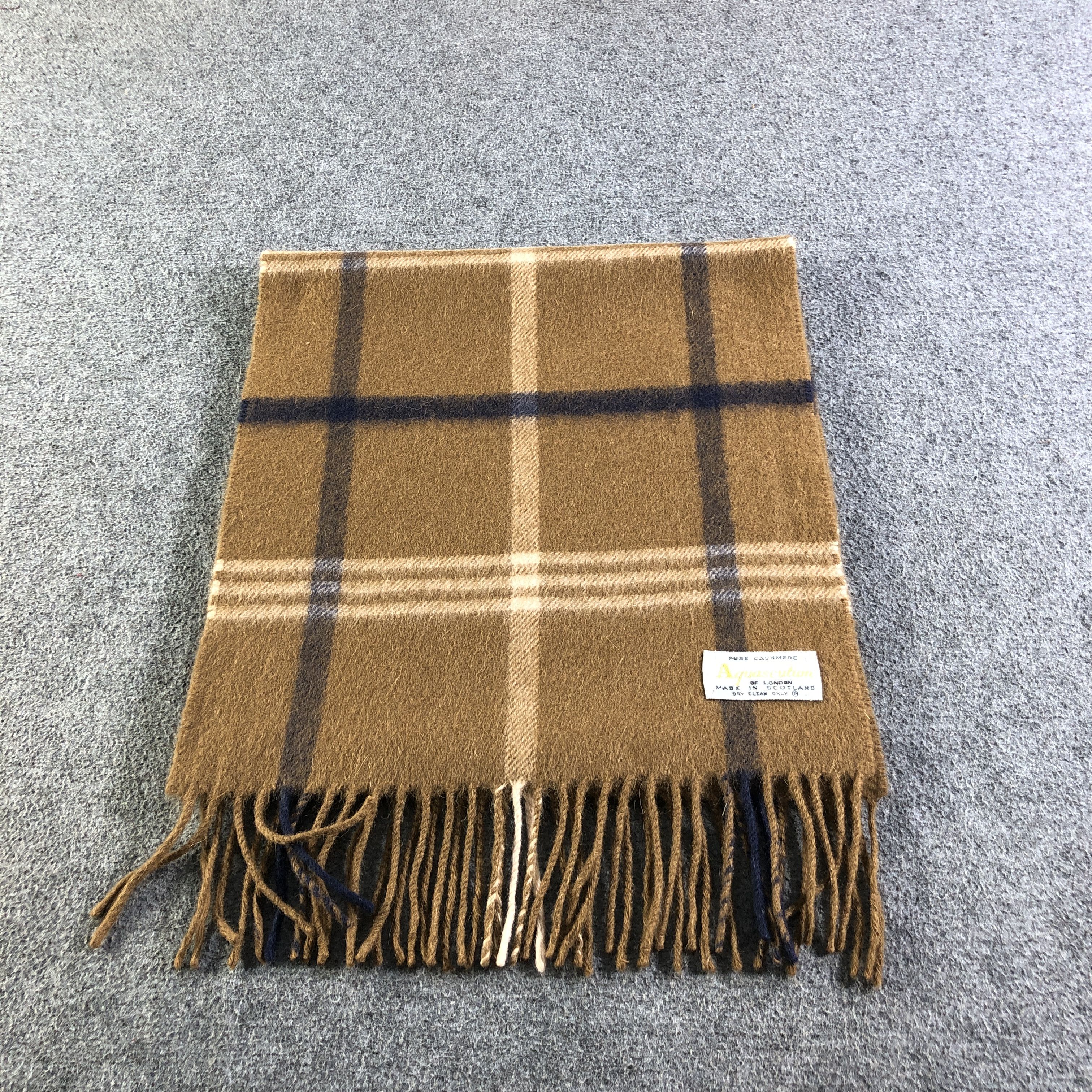 Aquascutum Aquascutum Cashmere Scarf Muffler Neckwear V2671 Size ONE SIZE - 2 Thumbnail