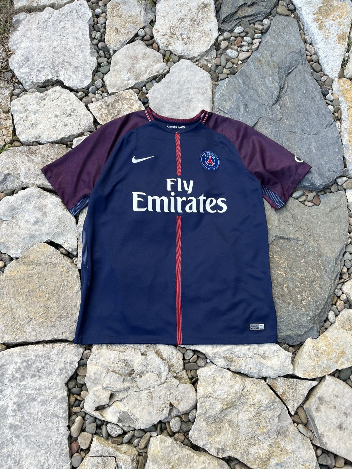 Nike Nike PSG Paris Saint Germain 2017/2018 soccer jersey t-shirt Size US XL / EU 56 / 4 - 1 Thumbnail