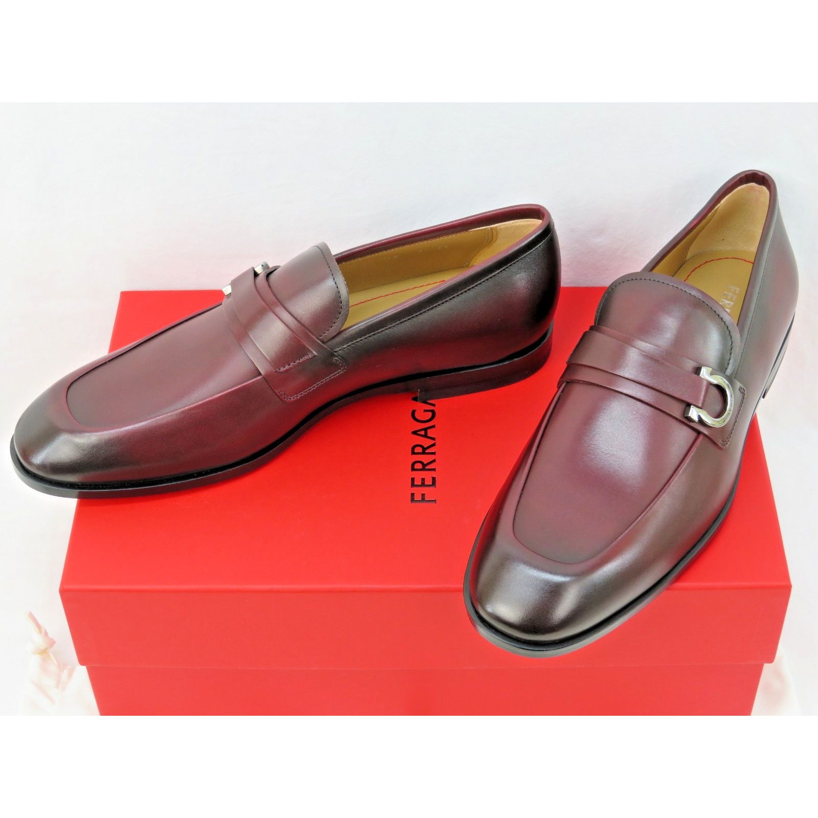 Salvatore Ferragamo FERRAGAMO BURGUNDY LEATHER FLORIO GANCINI LOAFERS 12 EE 13 Size US 12 / EU 45 - 9 Thumbnail