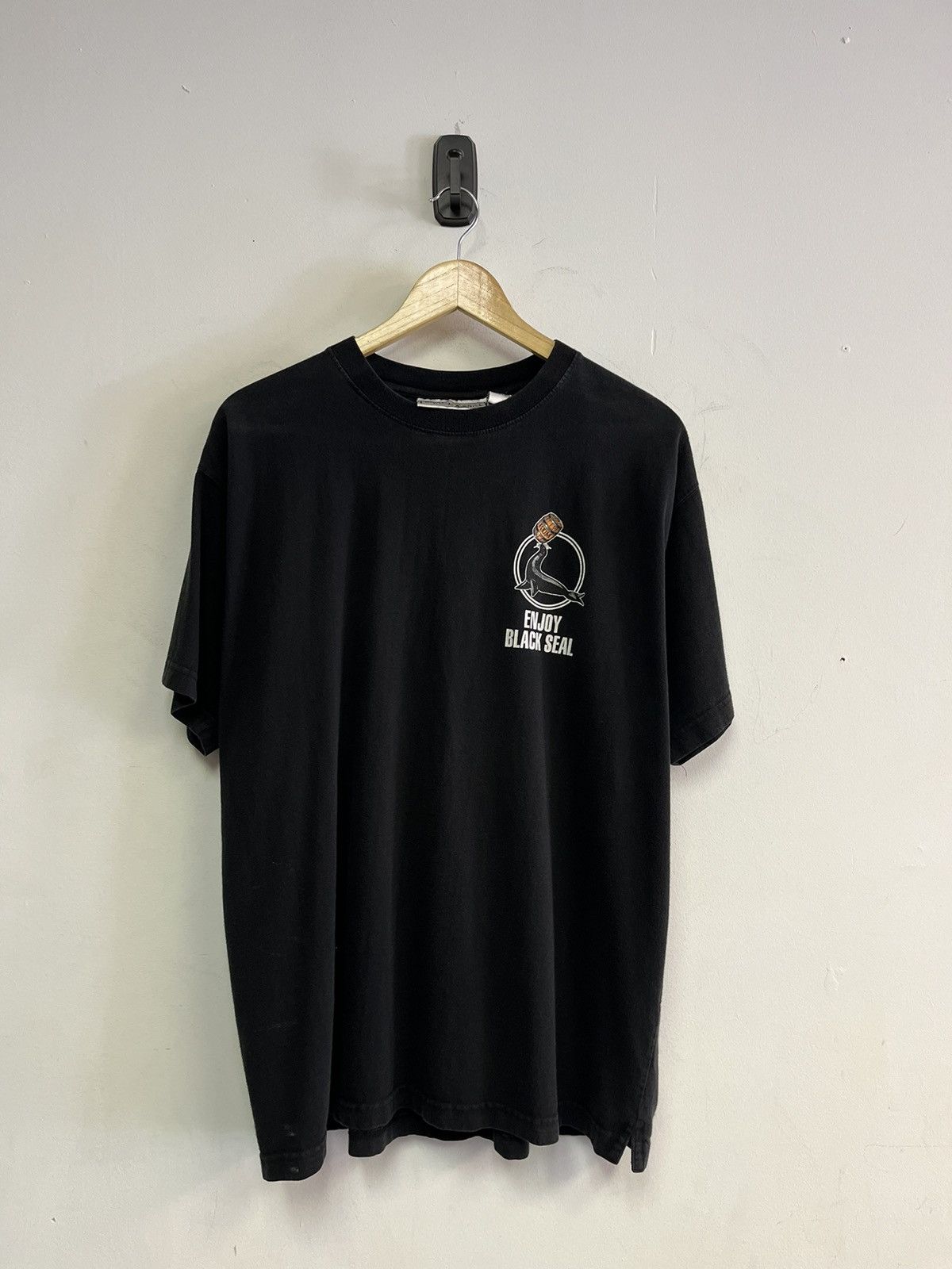 Vintage 90’s Goslings Rum Tee Size US L / EU 52-54 / 3 - 3 Thumbnail