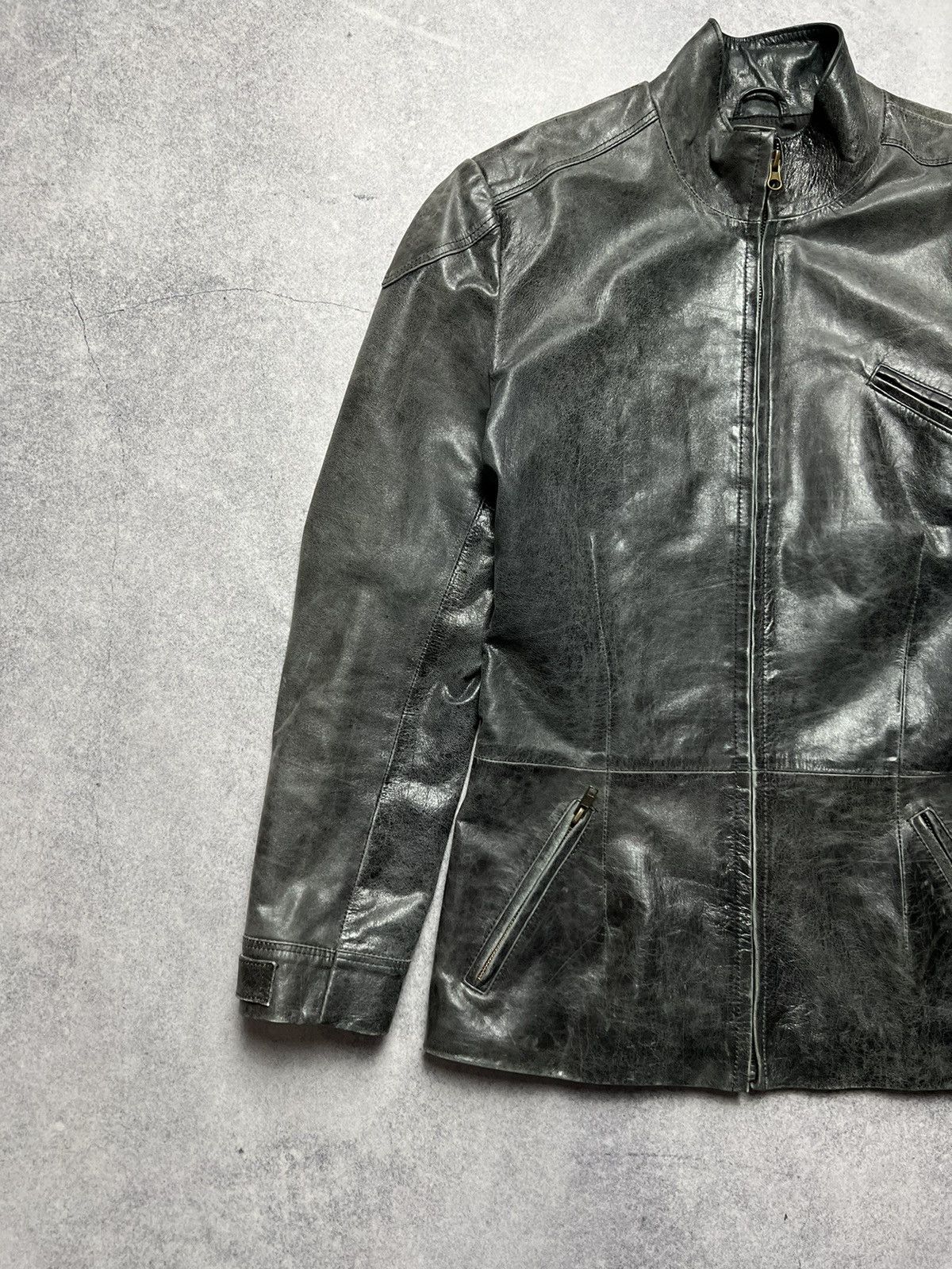 Japanese Brand Vintage Leather Faded Asymmetrical Rick Owens Style Jacket Size S / US 4 / IT 40 - 2 Thumbnail