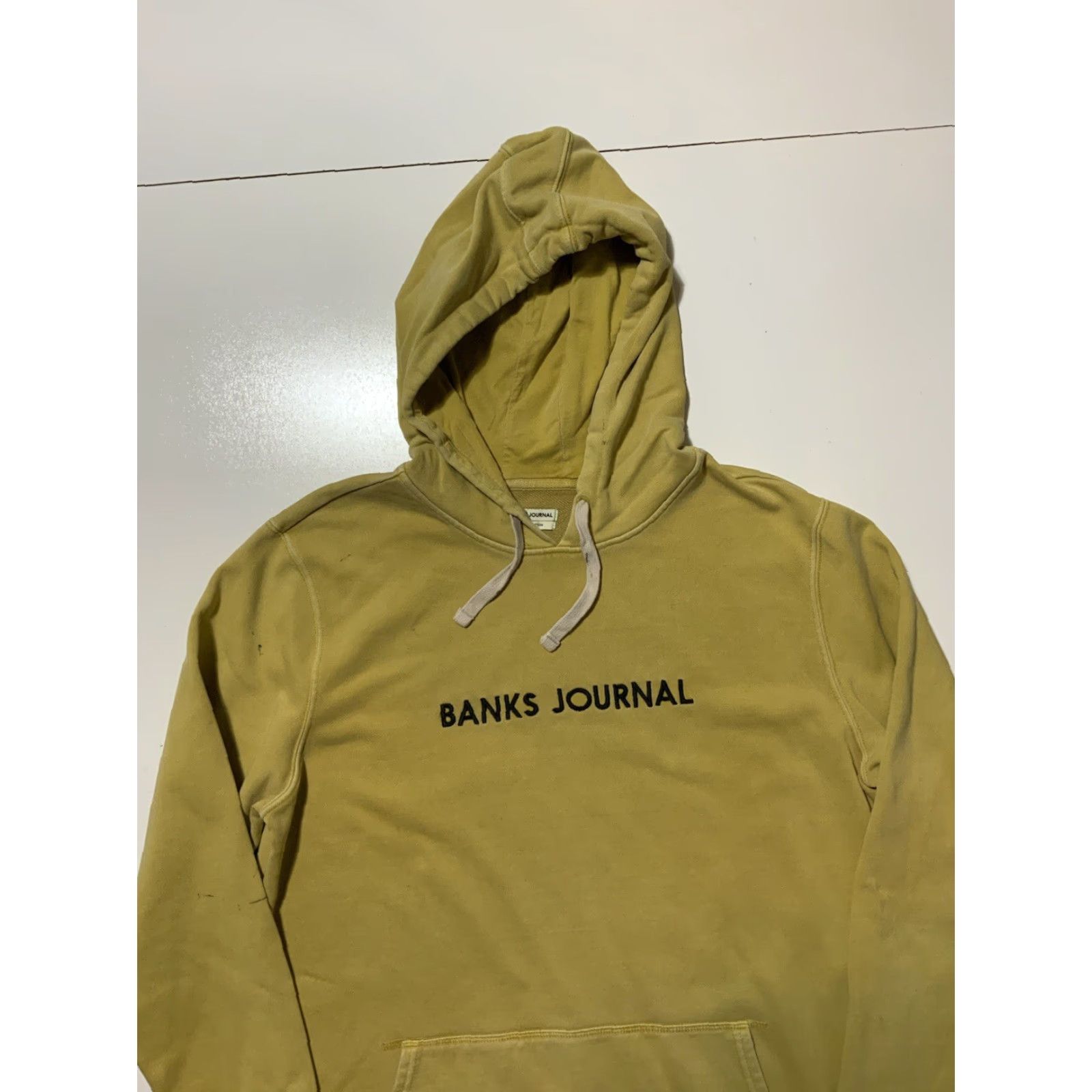 Banks Journal Banks Journal The Label Organic Cotton Terry Embroidered Pullover Hoodie M Mens Yellow Hoodie Size US M / EU 48-50 / 2 - 5 Thumbnail