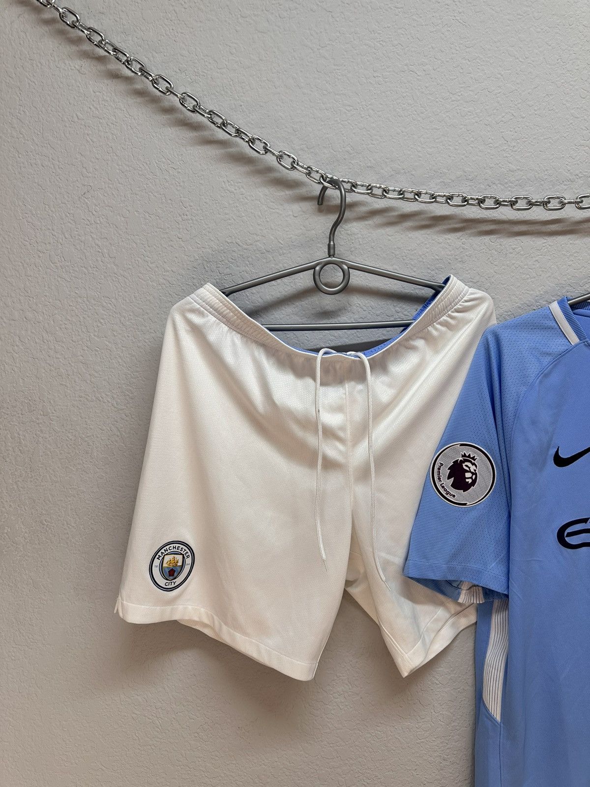 Vintage Vintage Nike Manchester City Sterling 2017 suits blockcore Size US L / EU 52-54 / 3 - 4 Thumbnail