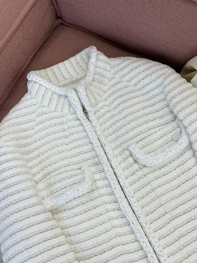 Chanel Chanel Cruise series white stand-up collar jacket Size XS / US 0-2 / IT 36-38 - 2 Thumbnail