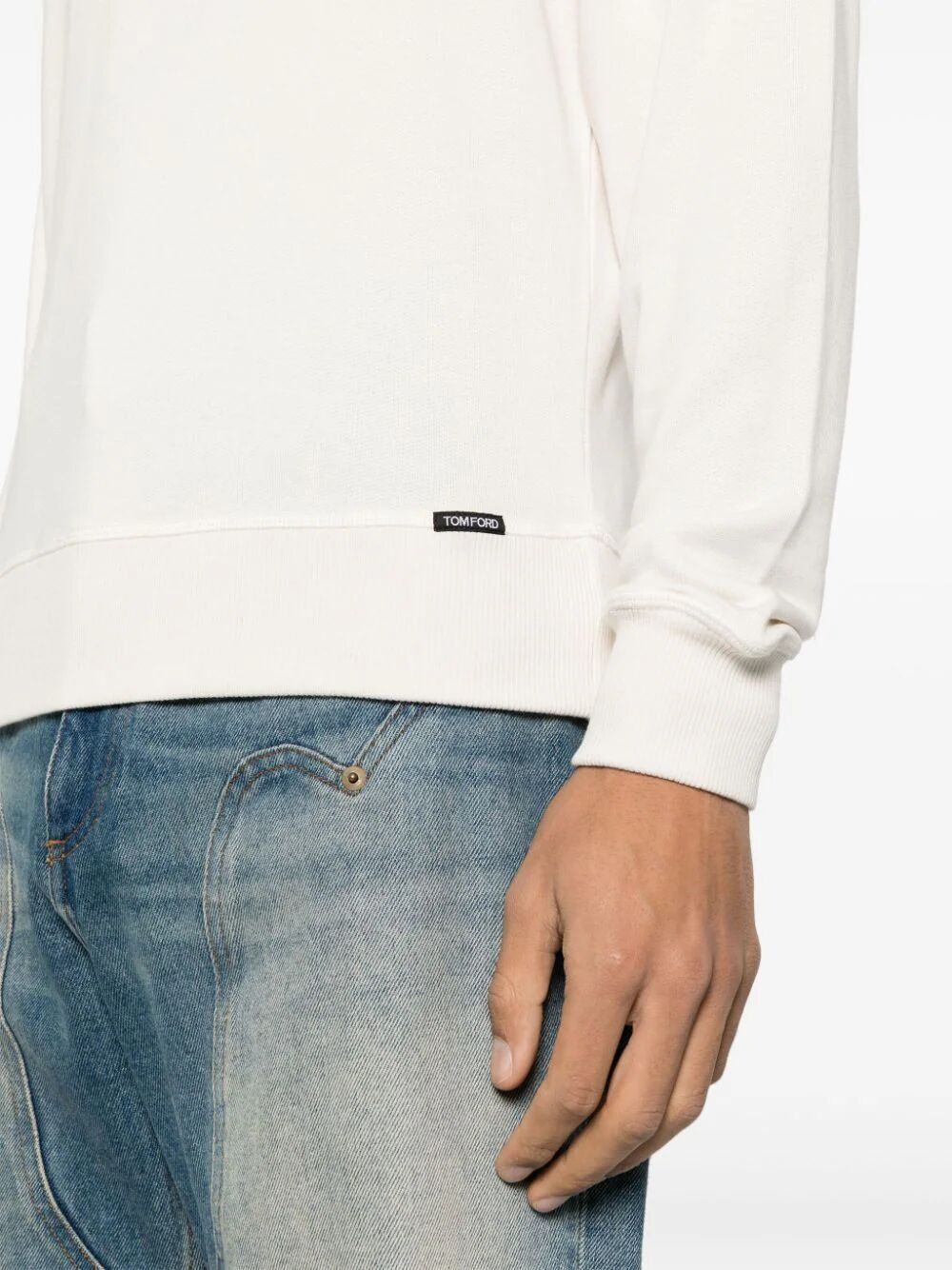 o1w1db10525 JCL002 Crewneck Sweater in White