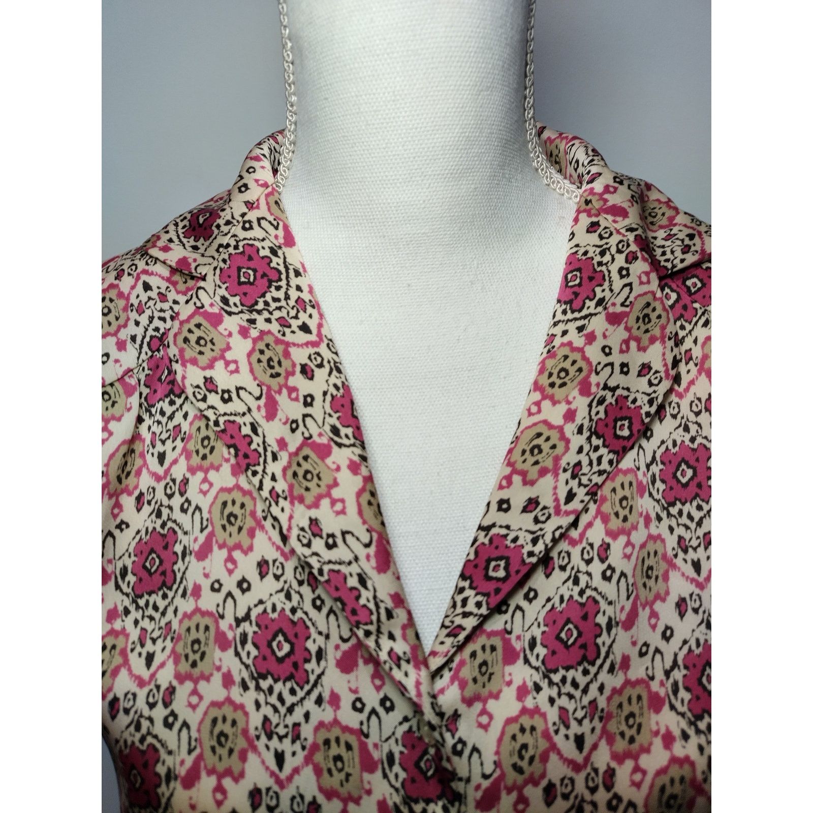 Ann Taylor Ann Taylor Loft Women Button Down Top Cap Sleeve Floral Pink Size S / US 4 / IT 40 - 3 Thumbnail
