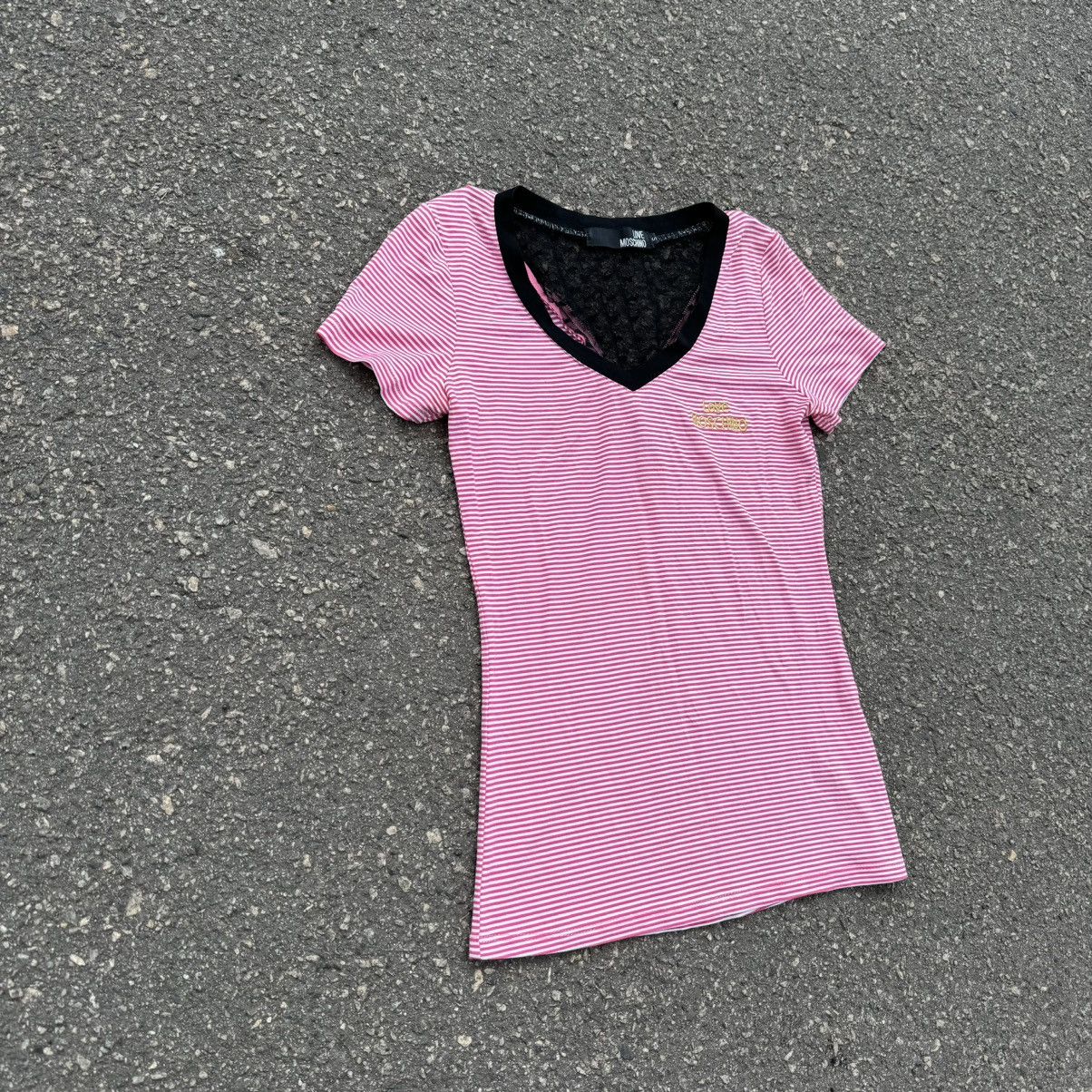 Moschino vintage moschino t shirt big logo streetwear luxury Size S / US 4 / IT 40 - 2 Thumbnail