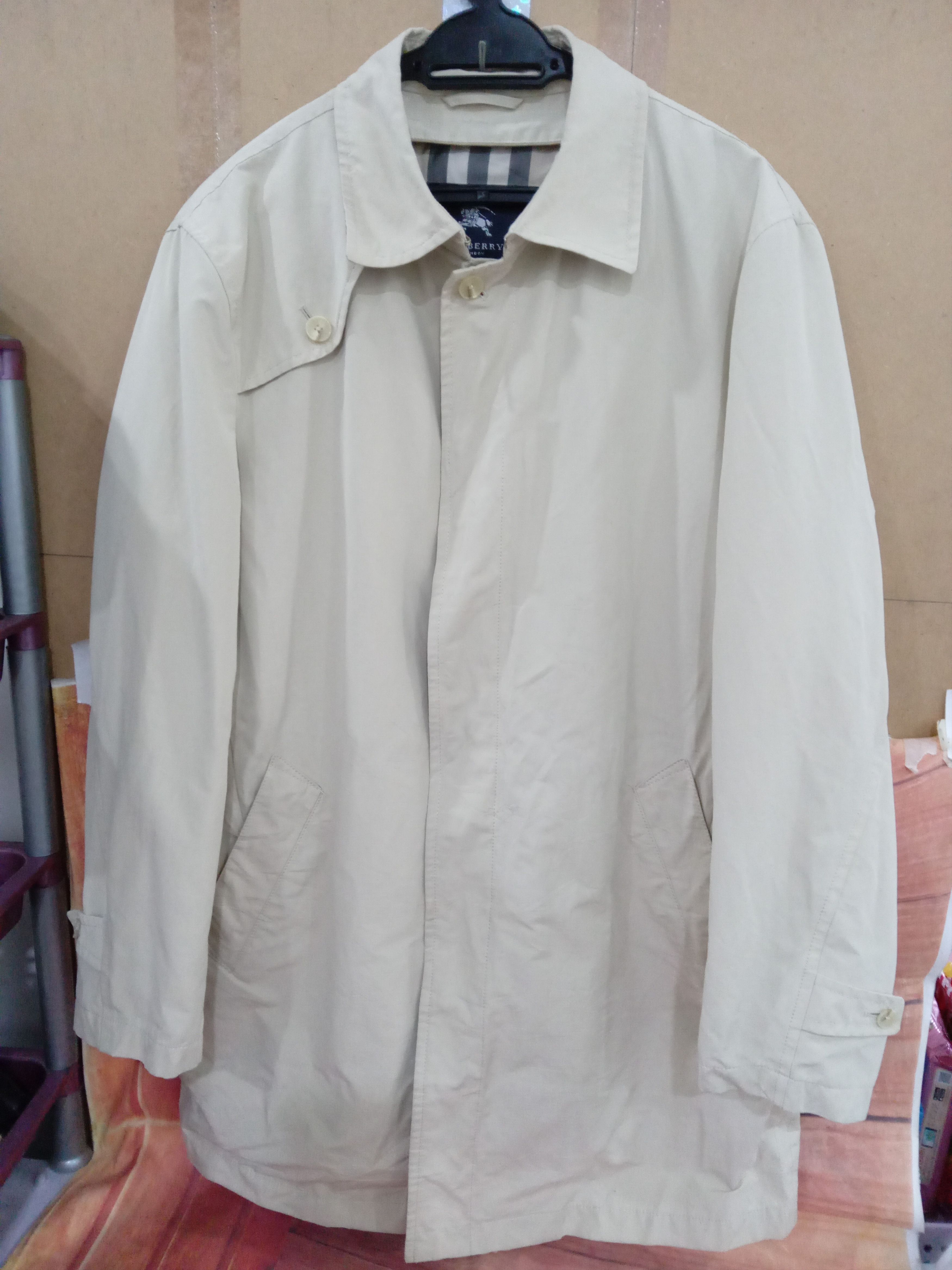 Burberry Burberry London Jacket Size L Size L / US 10 / IT 46 - 1 Thumbnail