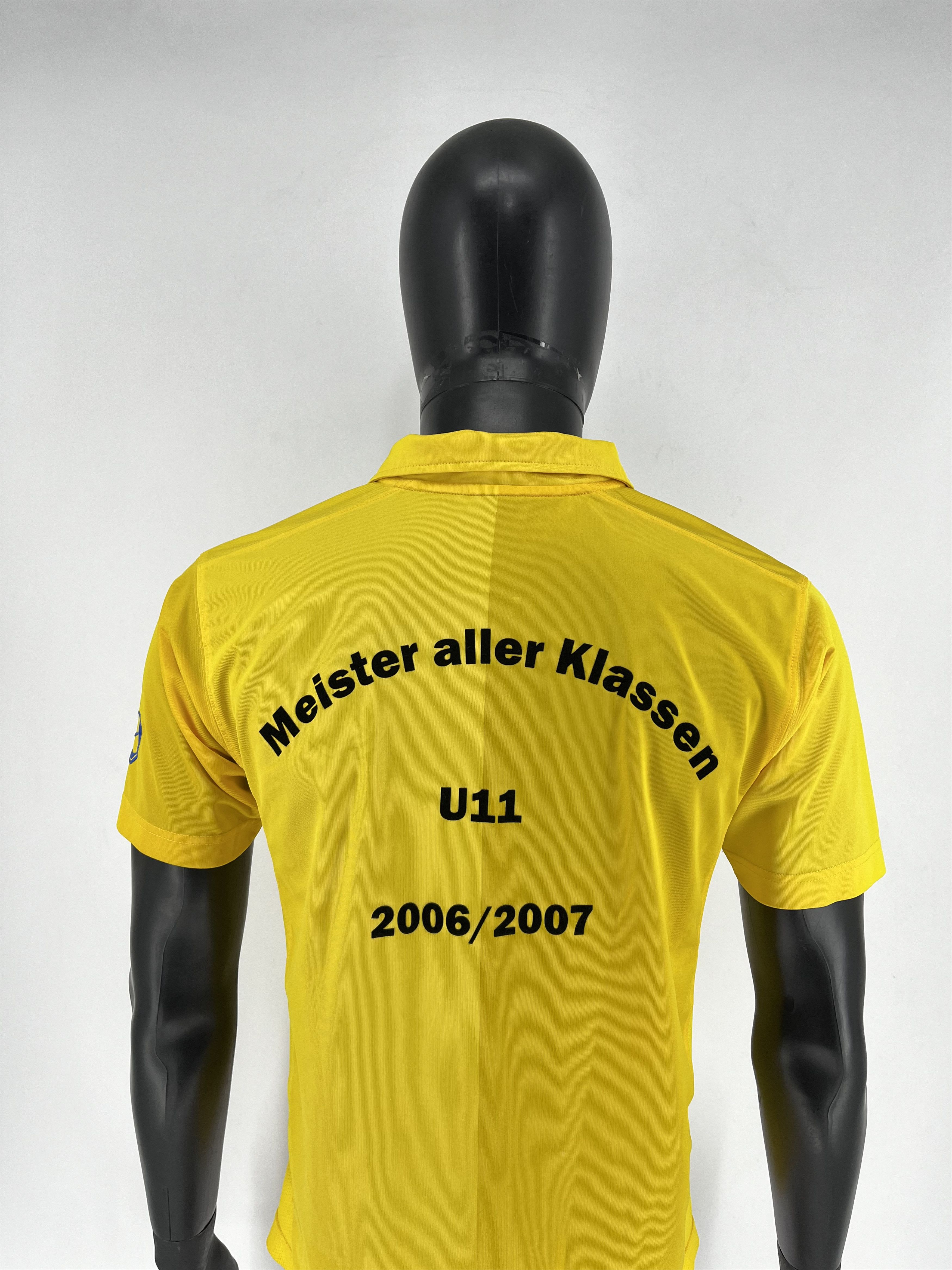 Nike Vintage Nike Rot Weiss Essen RWE Yellow Rare Jersey Shirt Size US XS / EU 42 / 0 - 13 Thumbnail