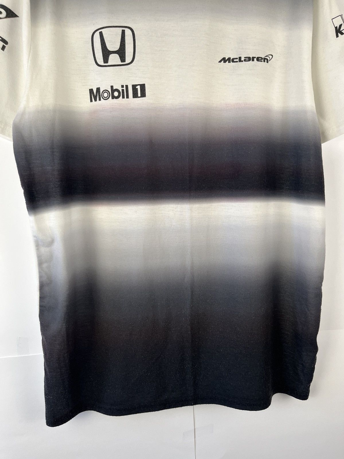 Formula 1 Honda McLaren Formula 1 F1 Vintage Button 22 Tee Shirt Size US M / EU 48-50 / 2 - 4 Thumbnail