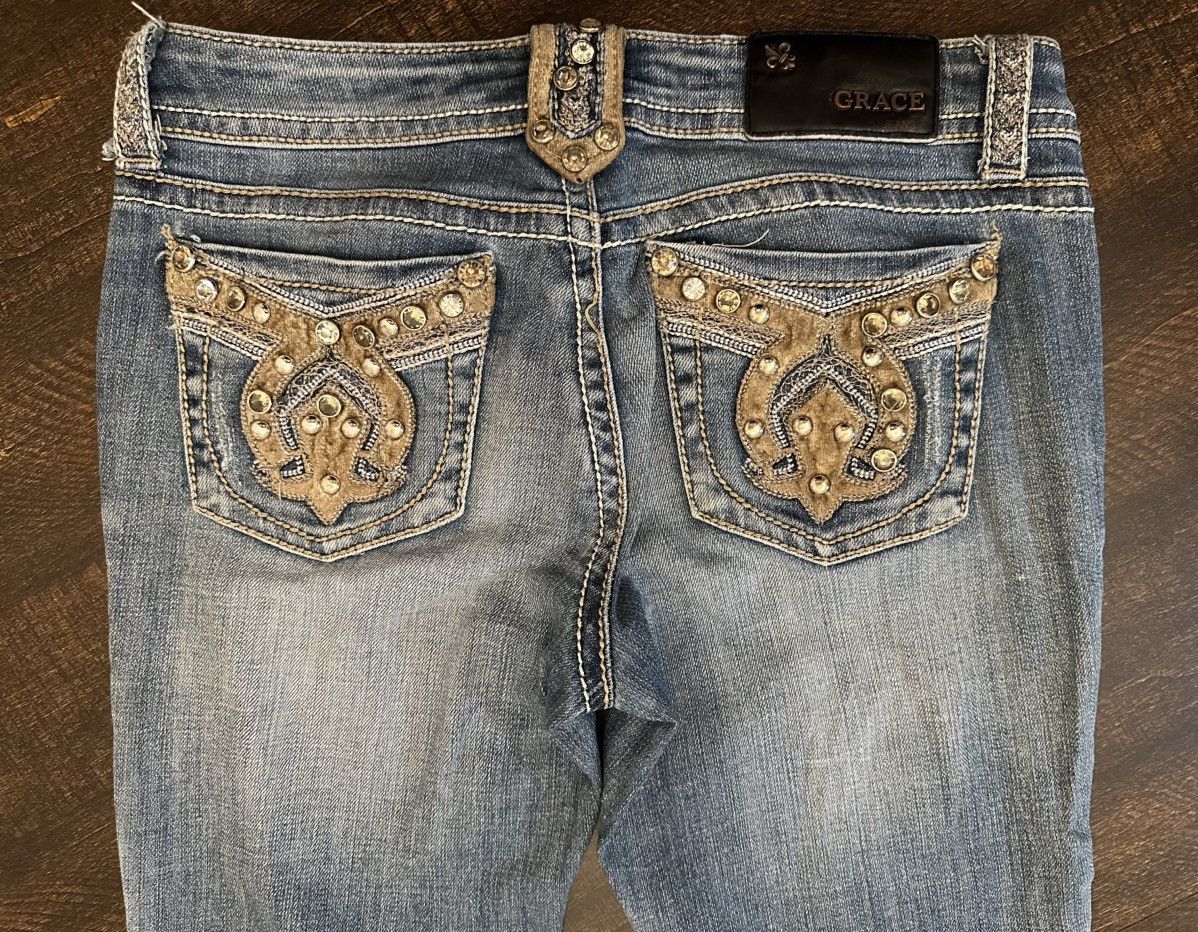 Grace in LA VTG Grace In LA Bootcut Embroidered Jeans Size 5 (28x34) Size 28" / US 6 / IT 42 - 1 Thumbnail