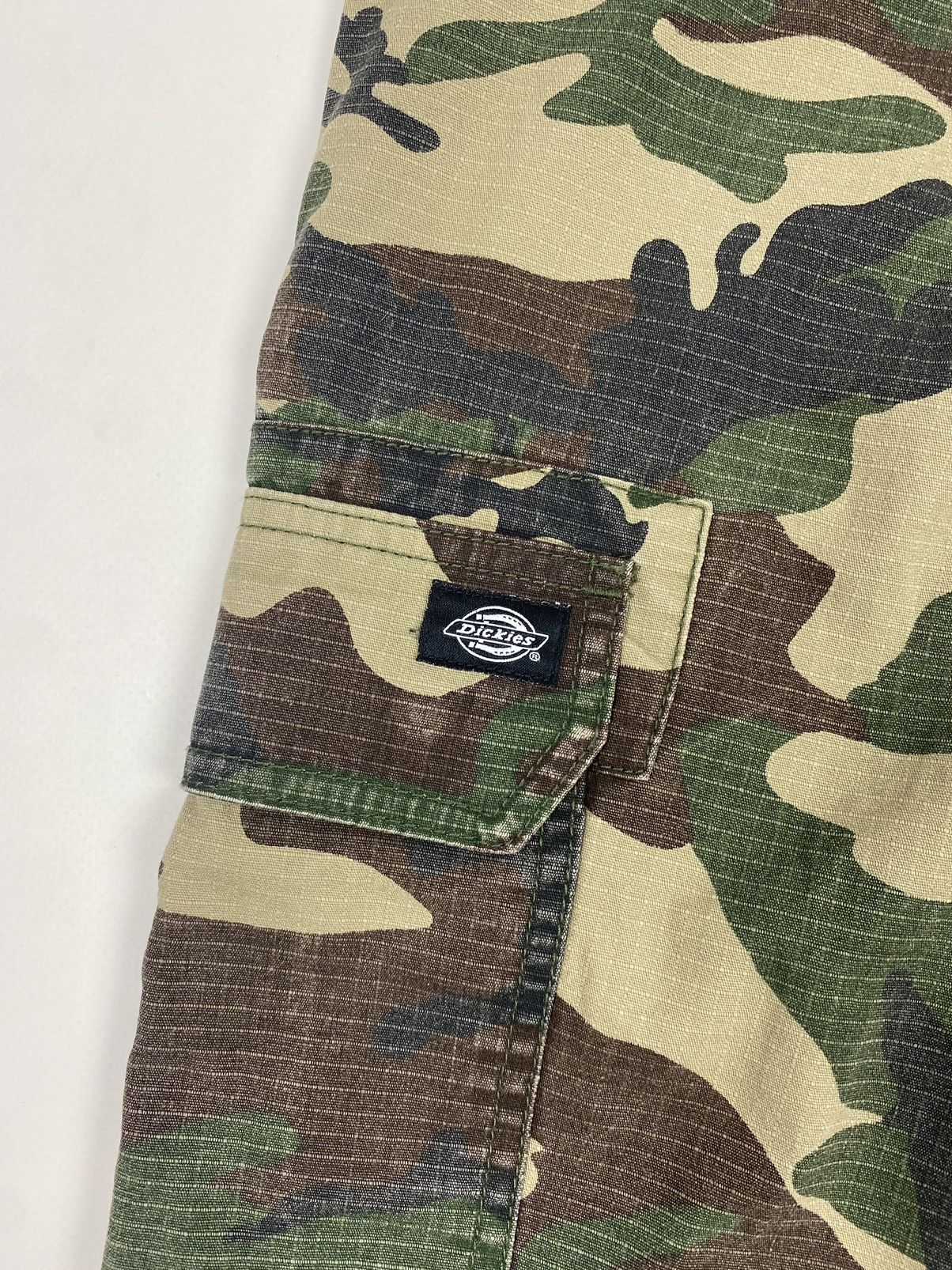 Dickies Dickies Woodland Camo Ripstop Baggy Cargo Pants Size US 32 / EU 48 - 12 Thumbnail
