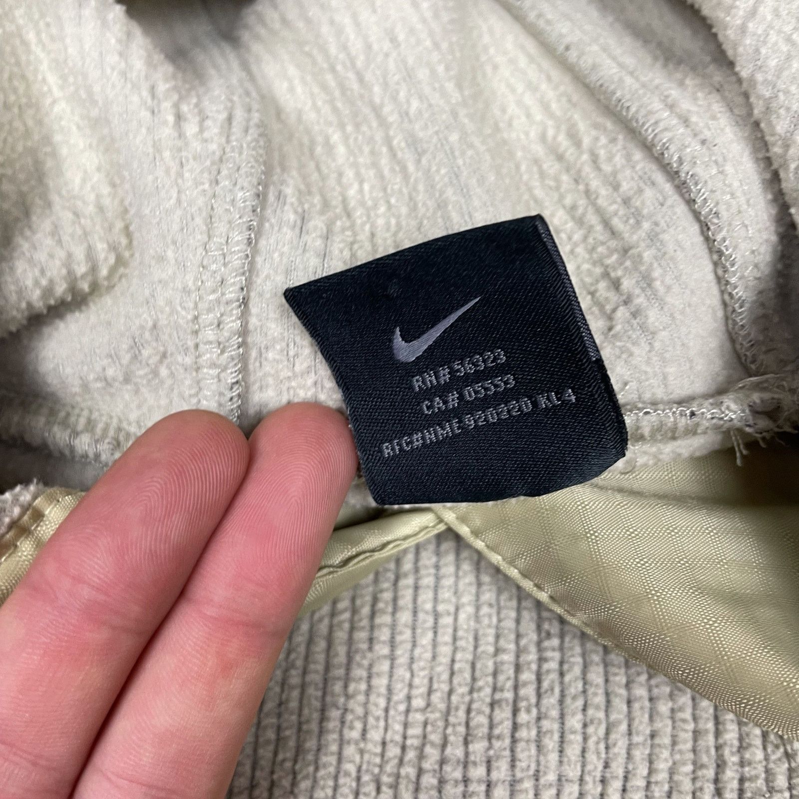 Nike × Vintage Nike Mens Beige Polyester Fleece Lined Pullover Hoodie Small Size US S / EU 44-46 / 1 - 11 Thumbnail
