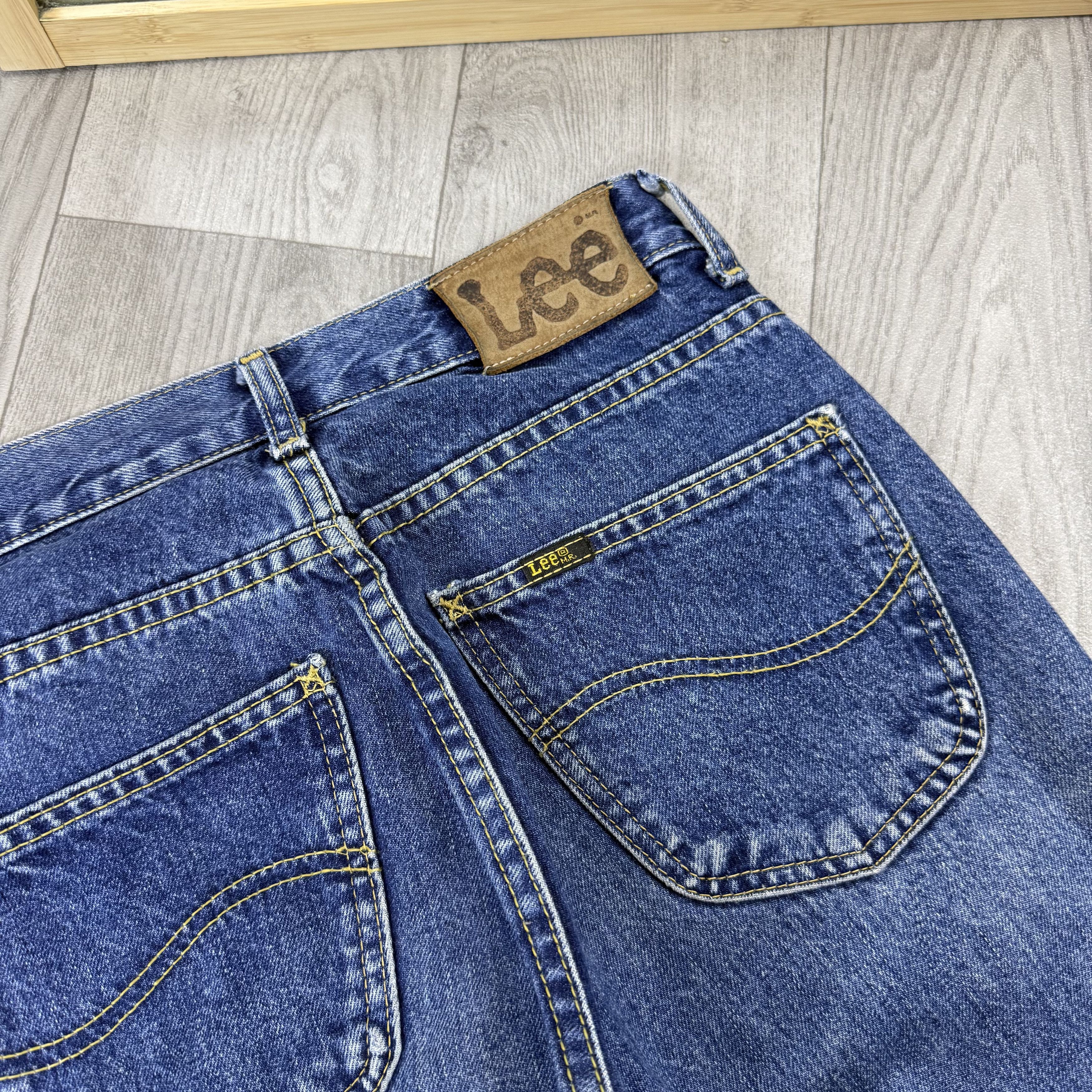 Lee Vintage Lee 90s Stonewashed No Fade Bootcut Flared Jeans Size 24" / US 00 / IT 34 - 7 Thumbnail