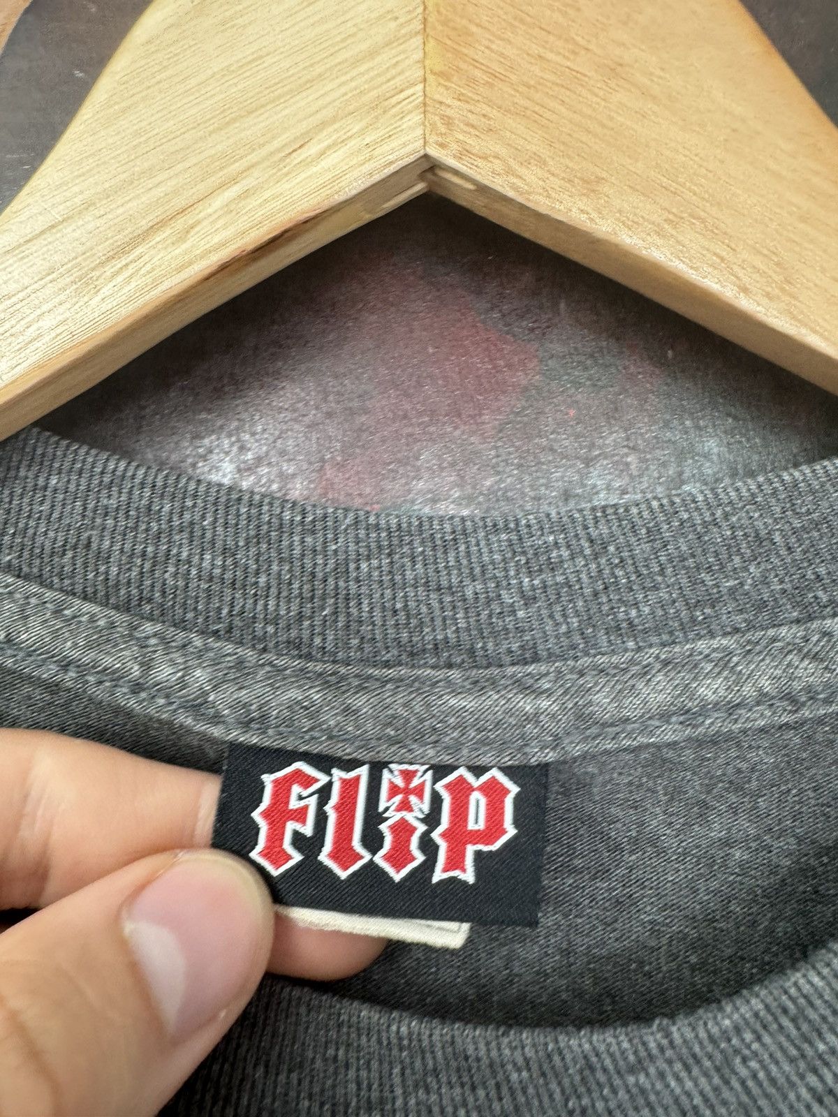Vintage Flip Skateboards Vintage 90s Classic Logo Skate Tee Rare Sk8 Size US S / EU 44-46 / 1 - 3 Thumbnail