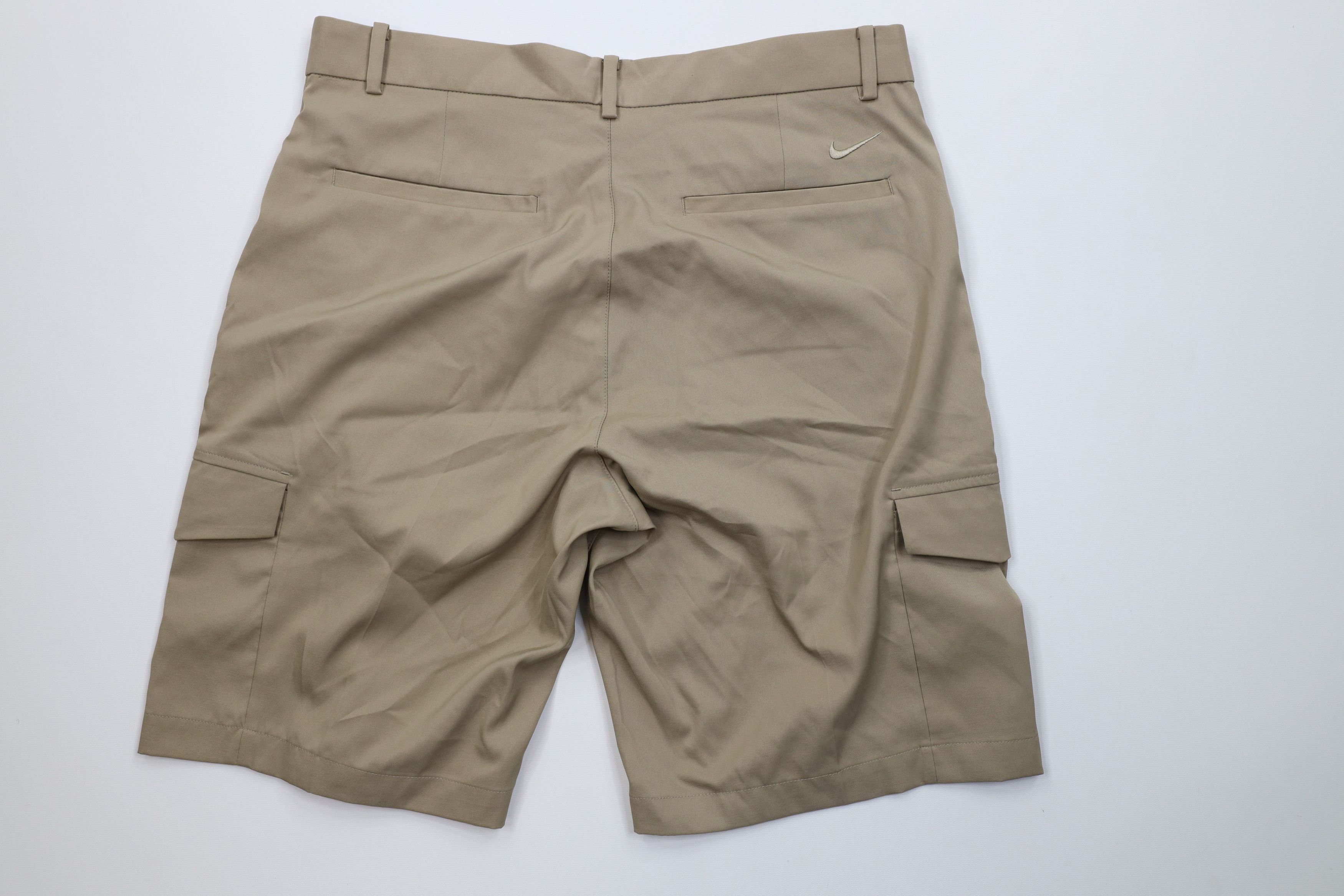 Nike Nike Golf Standard Fit Stretch Golfing Cargo Shorts Beige Size US 32 / EU 48 - 8 Thumbnail