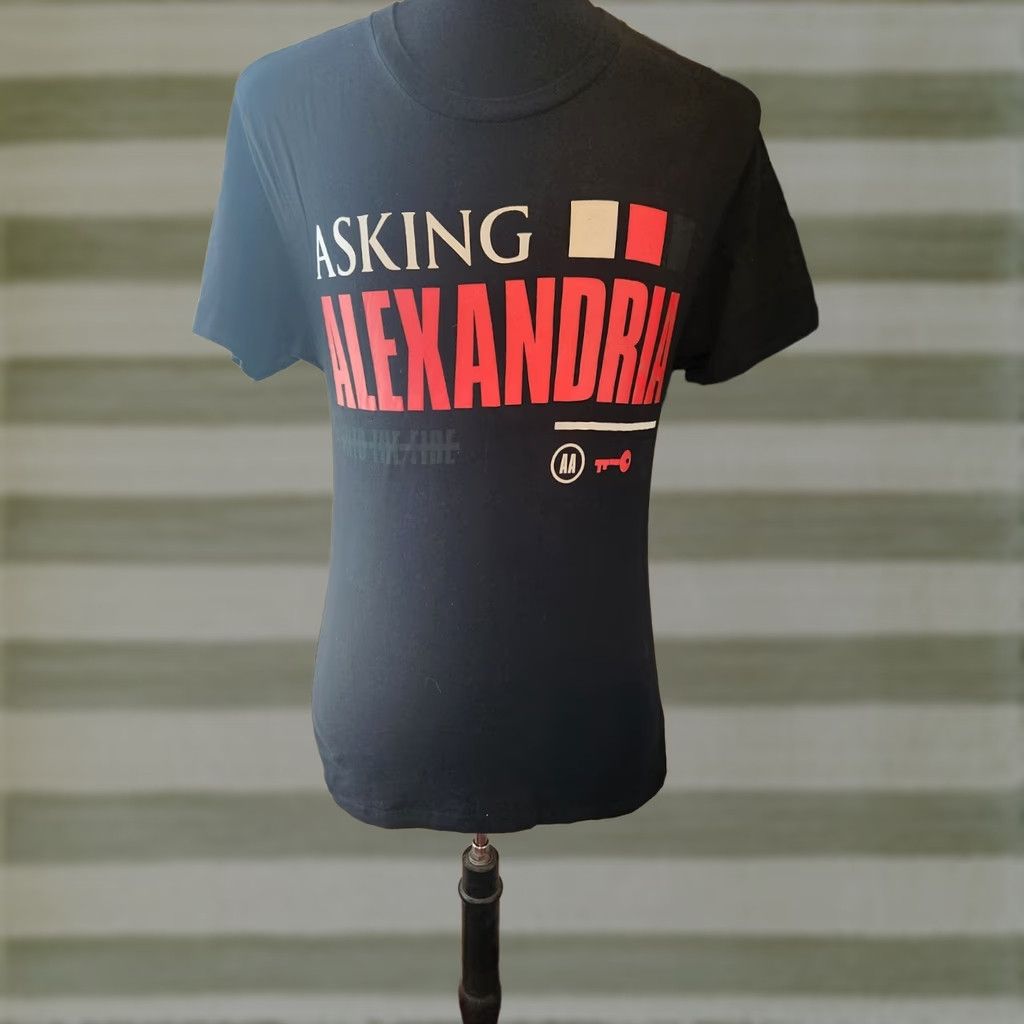 Vintage Asking Alexandria Into The Fire Black Short Sleeve Band T Shirt M Mens Trash? Size US M / EU 48-50 / 2 - 1 Preview