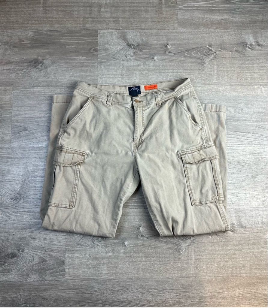 St. Johns Bay Men's Vintage St. John's Bay Cargo Pants Size 34x32 Beige Size US 34 / EU 50 - 1 Thumbnail