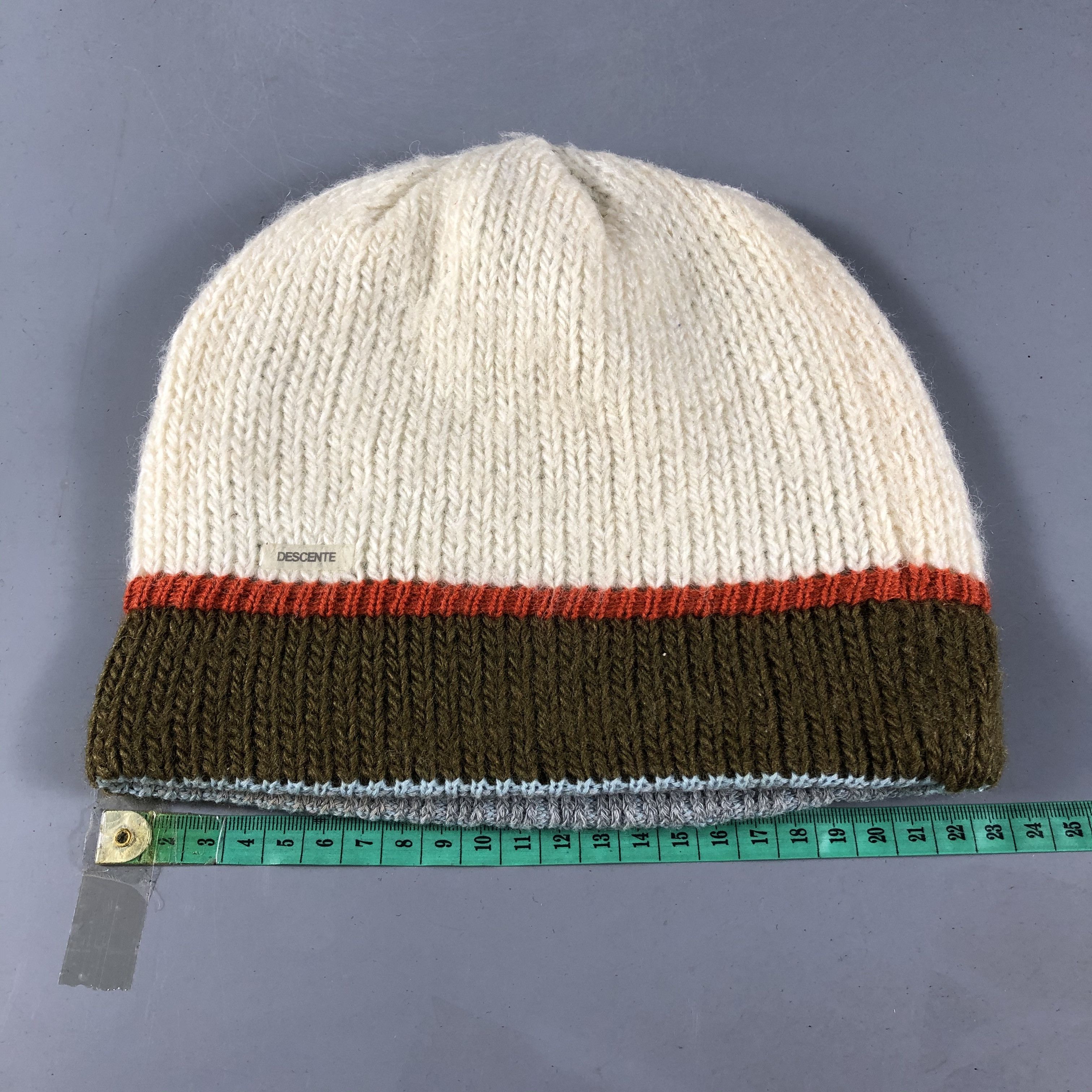 Descente Descente Knit Wool Beanie Snowcap Snow Hat B618 Size ONE SIZE - 3 Thumbnail