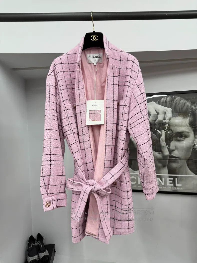 Chanel Chanel 24S pink plaid lace-in bathrobe coat Size XXS / US 00 / IT 34 - 1 Thumbnail