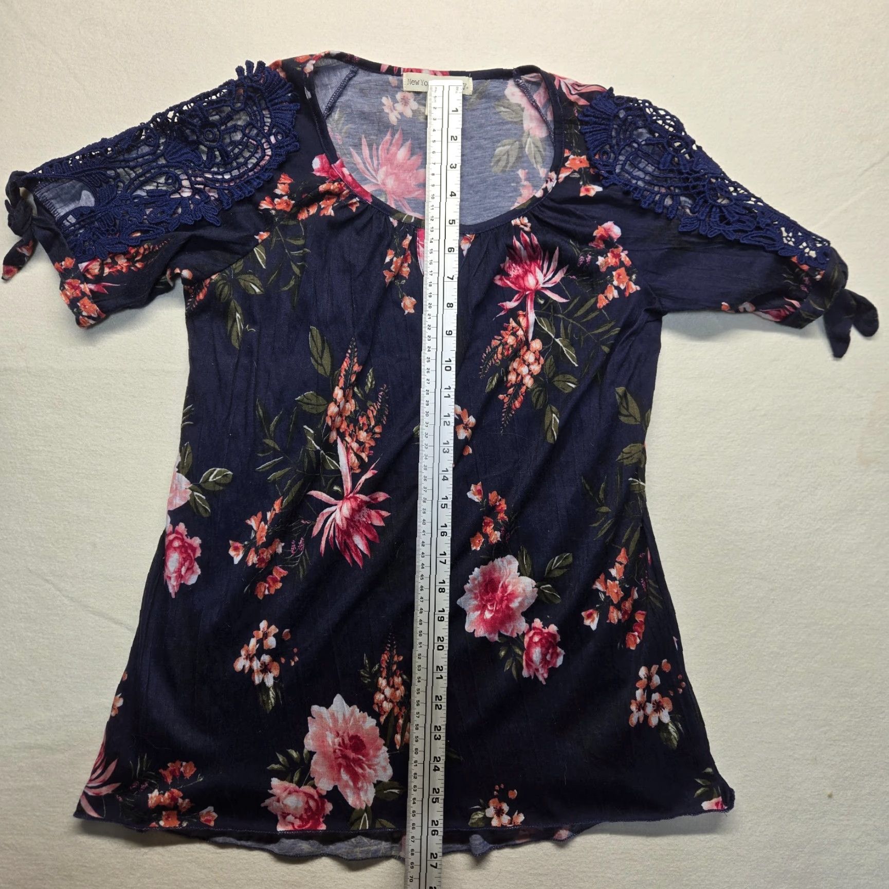 Vintage New York Laundry Blouse Navy Blue Pink Floral Top Doily Lace Sleeves Women's Med Shirt Size M / US 6-8 / IT 42-44 - 6 Thumbnail