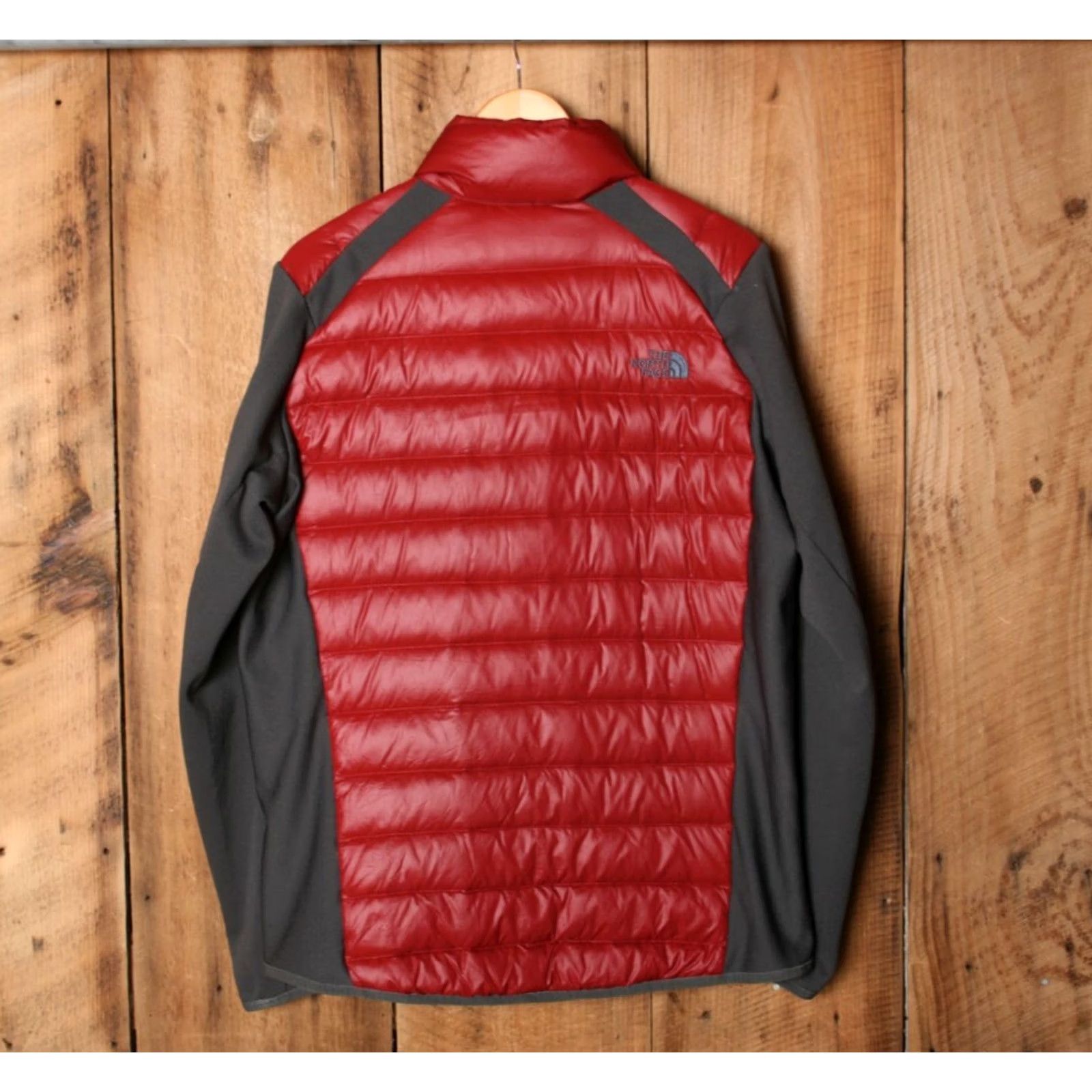 The North Face THE NORTH FACE Puffer Jacket Down 600 Fill Red Gray Sz. L Mens Slim/Regular Zip Jacket Size US L / EU 52-54 / 3 - 6 Thumbnail