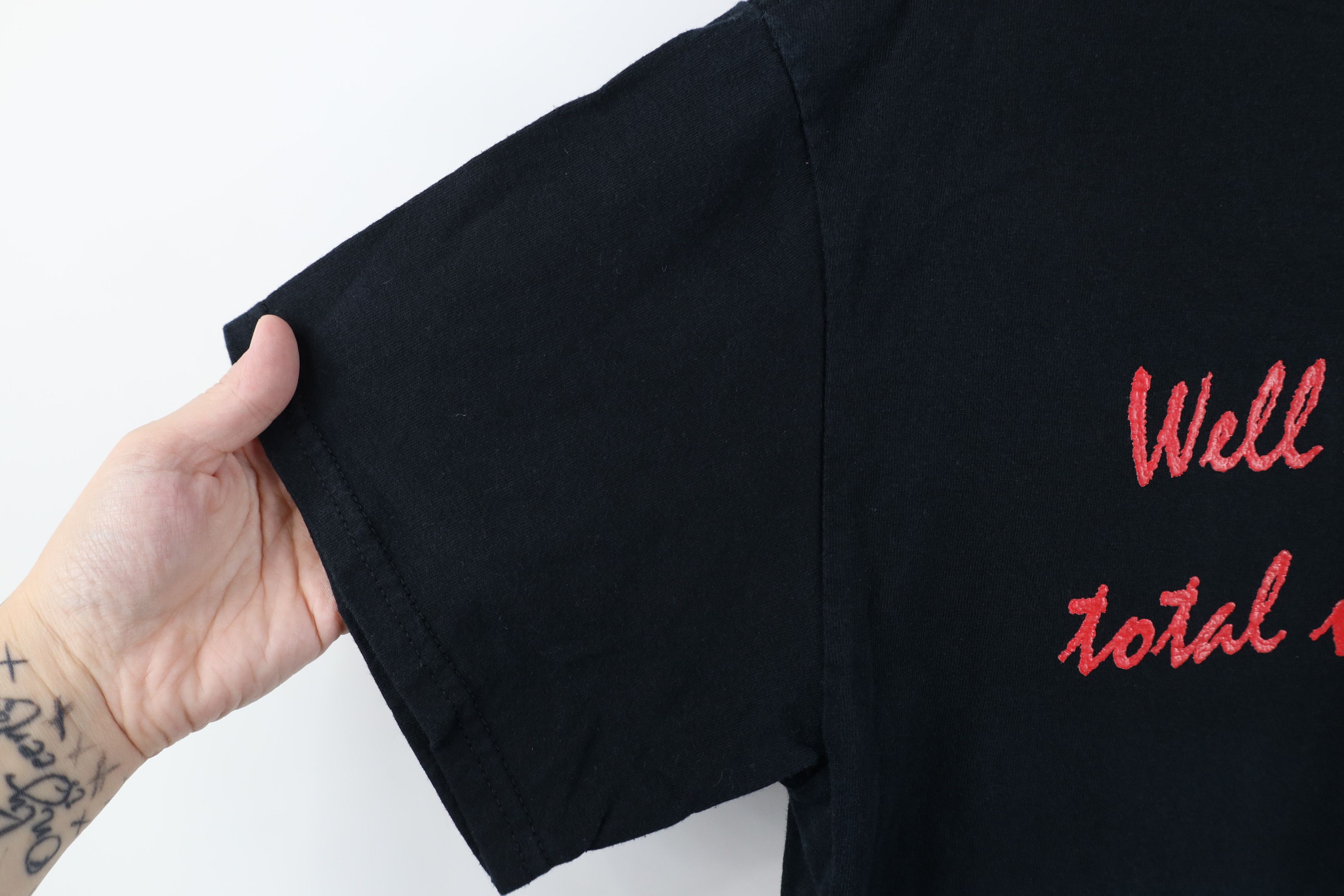 Vintage Vintage Streetwear This Day Was A Waste of Makeup T-Shirt Size US L / EU 52-54 / 3 - 6 Thumbnail